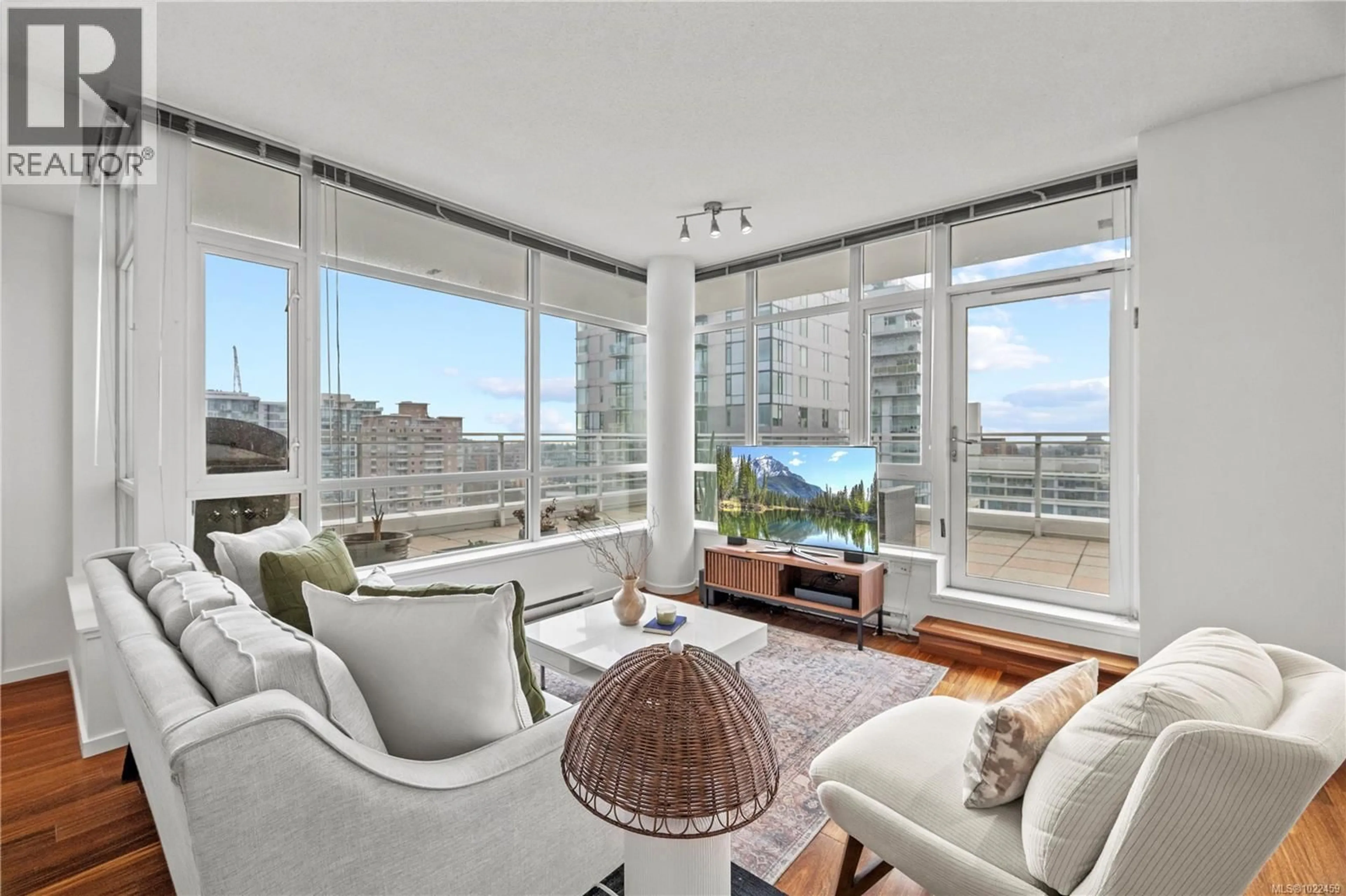 Living room with furniture, unknown for 1401 - 834 JOHNSON STREET, Victoria British Columbia V8W1N3