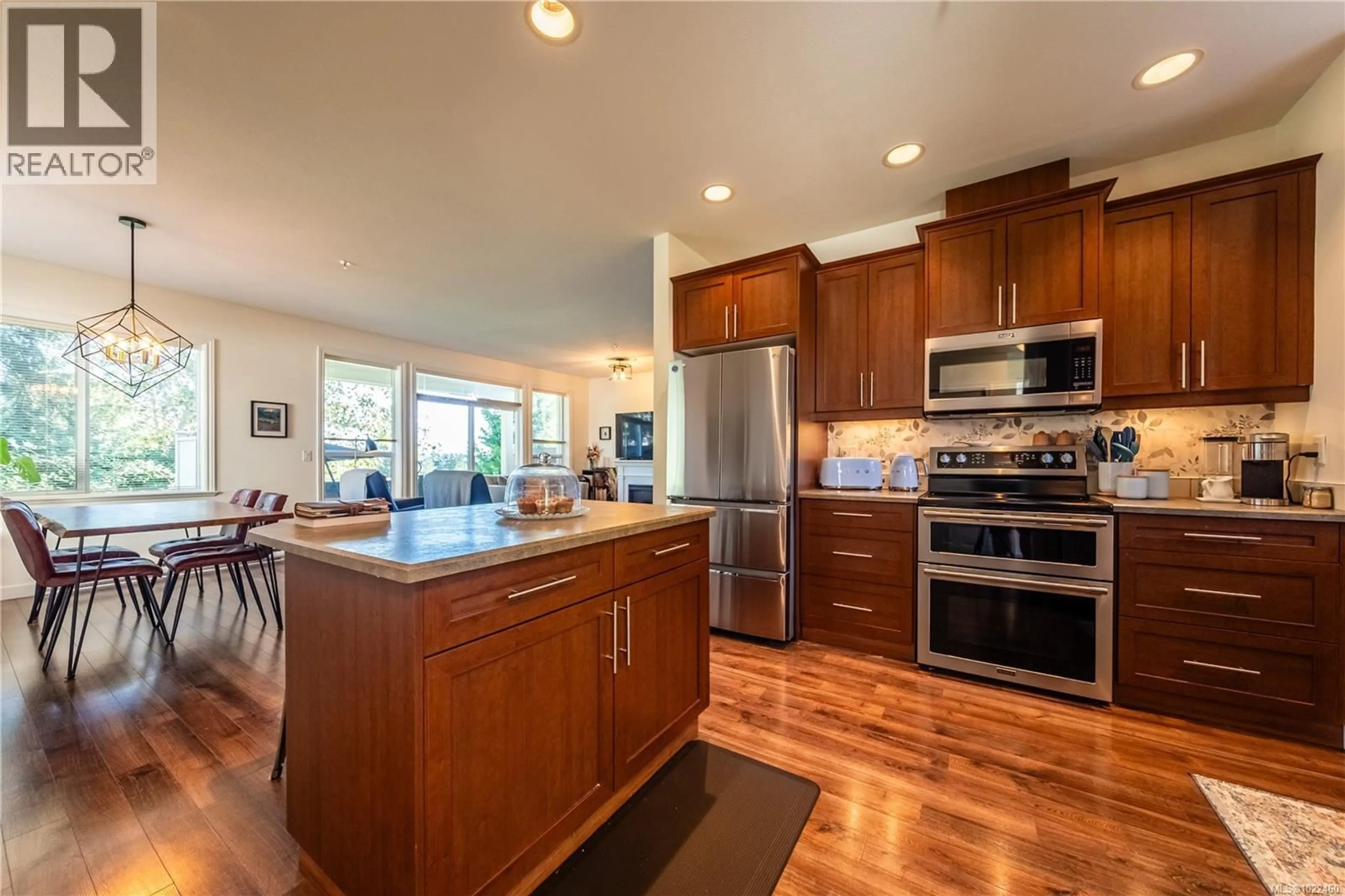 Open concept kitchen, unknown for 100 - 834 VARSITY WAY, Nanaimo British Columbia V9R0A4