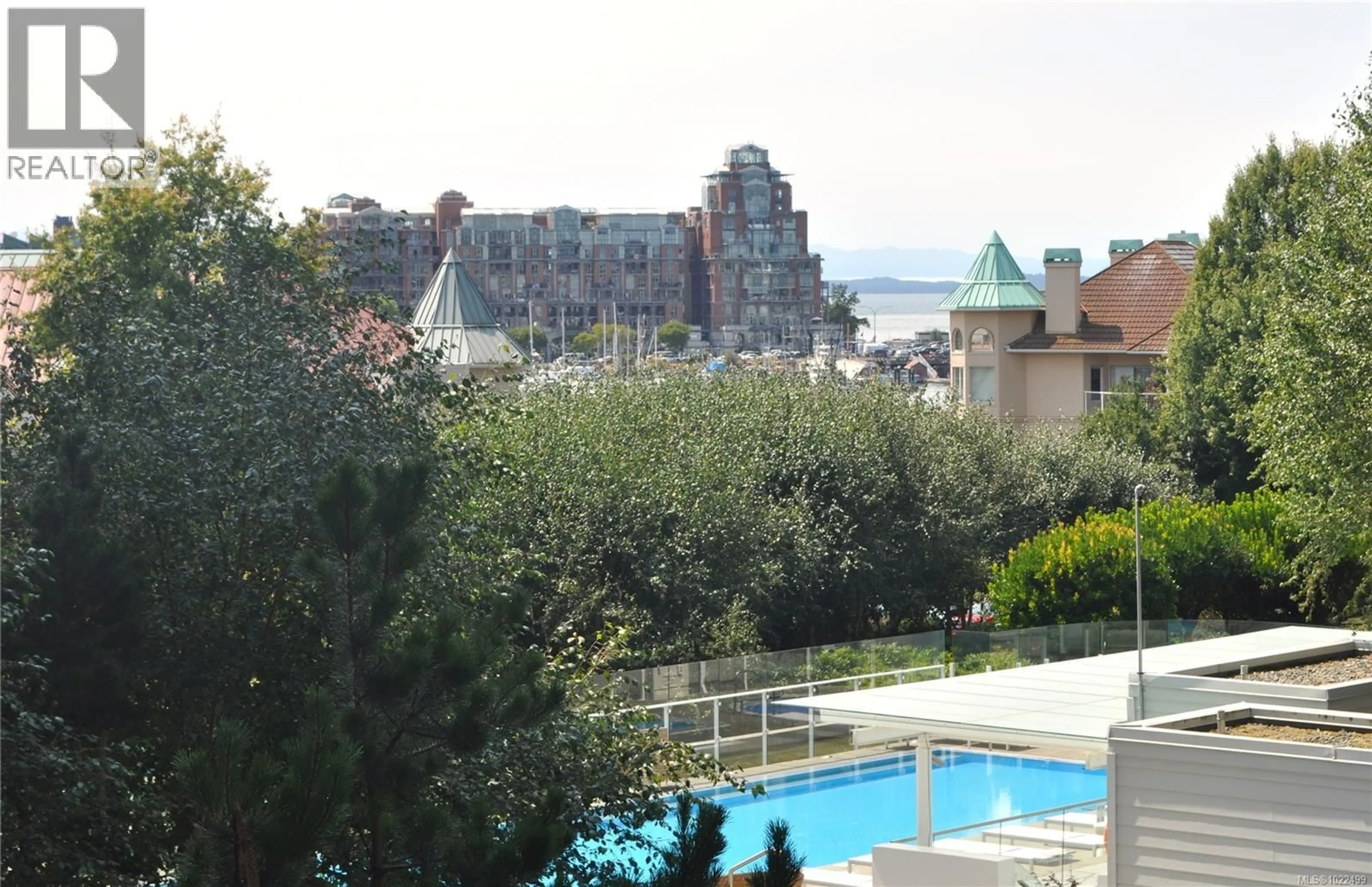 Pool for 302 - 66 SONGHEES ROAD, Victoria British Columbia V9A0A2