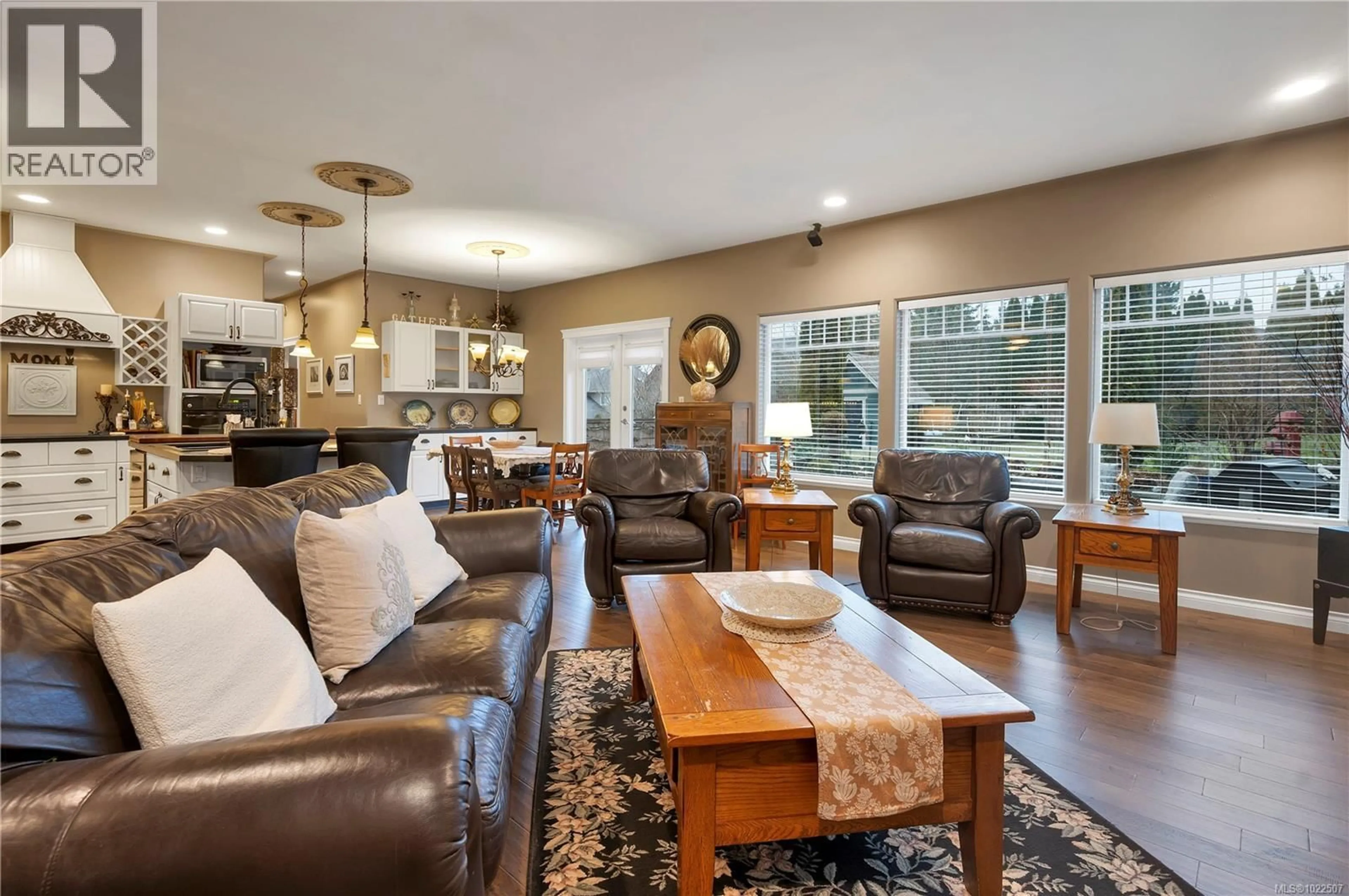 Living room with furniture, unknown for 2825 DENMAN STREET, Campbell River British Columbia V9H1S9