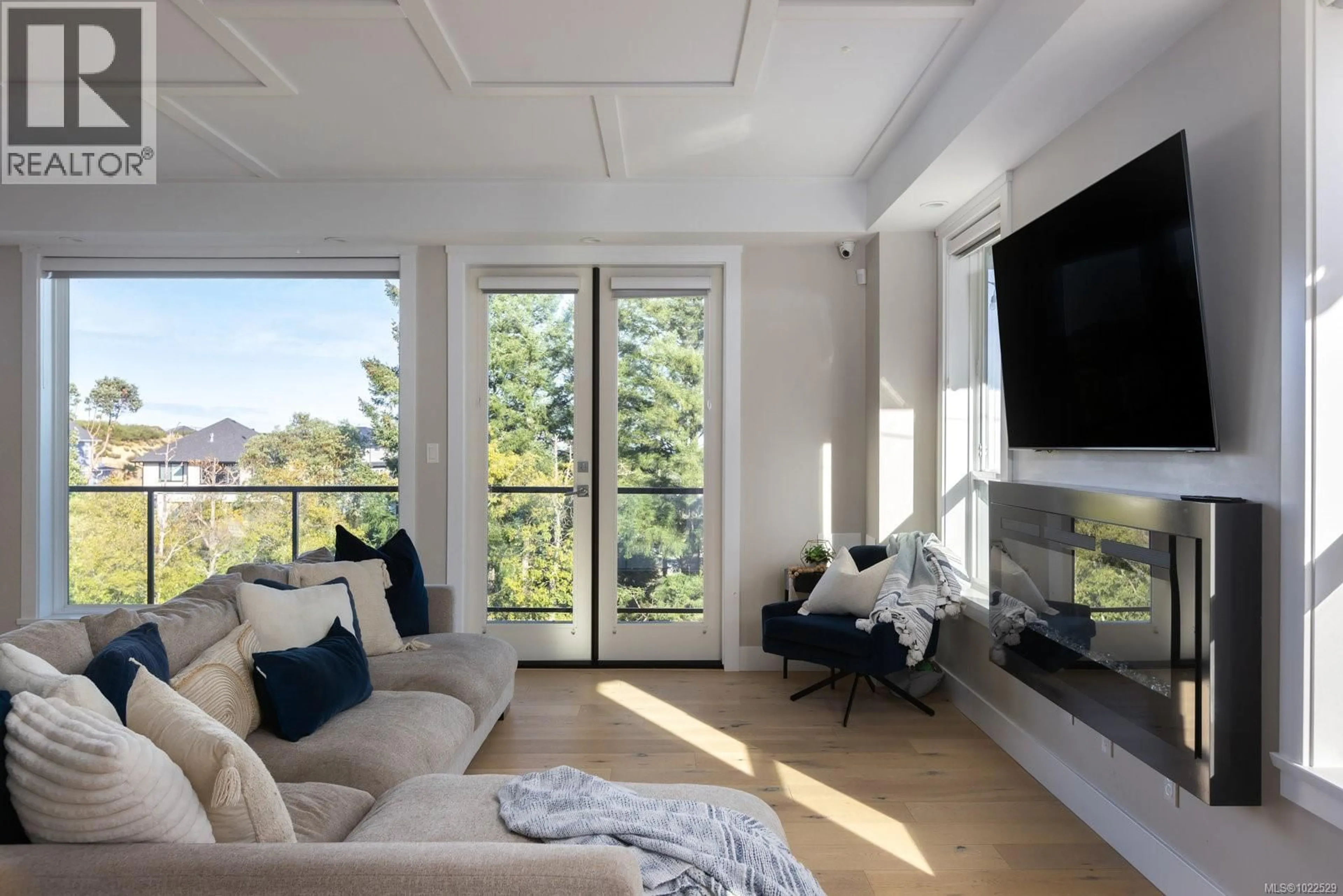 Living room with furniture, unknown for 1414 GRAND FOREST CLOSE, Langford British Columbia V9B0L2