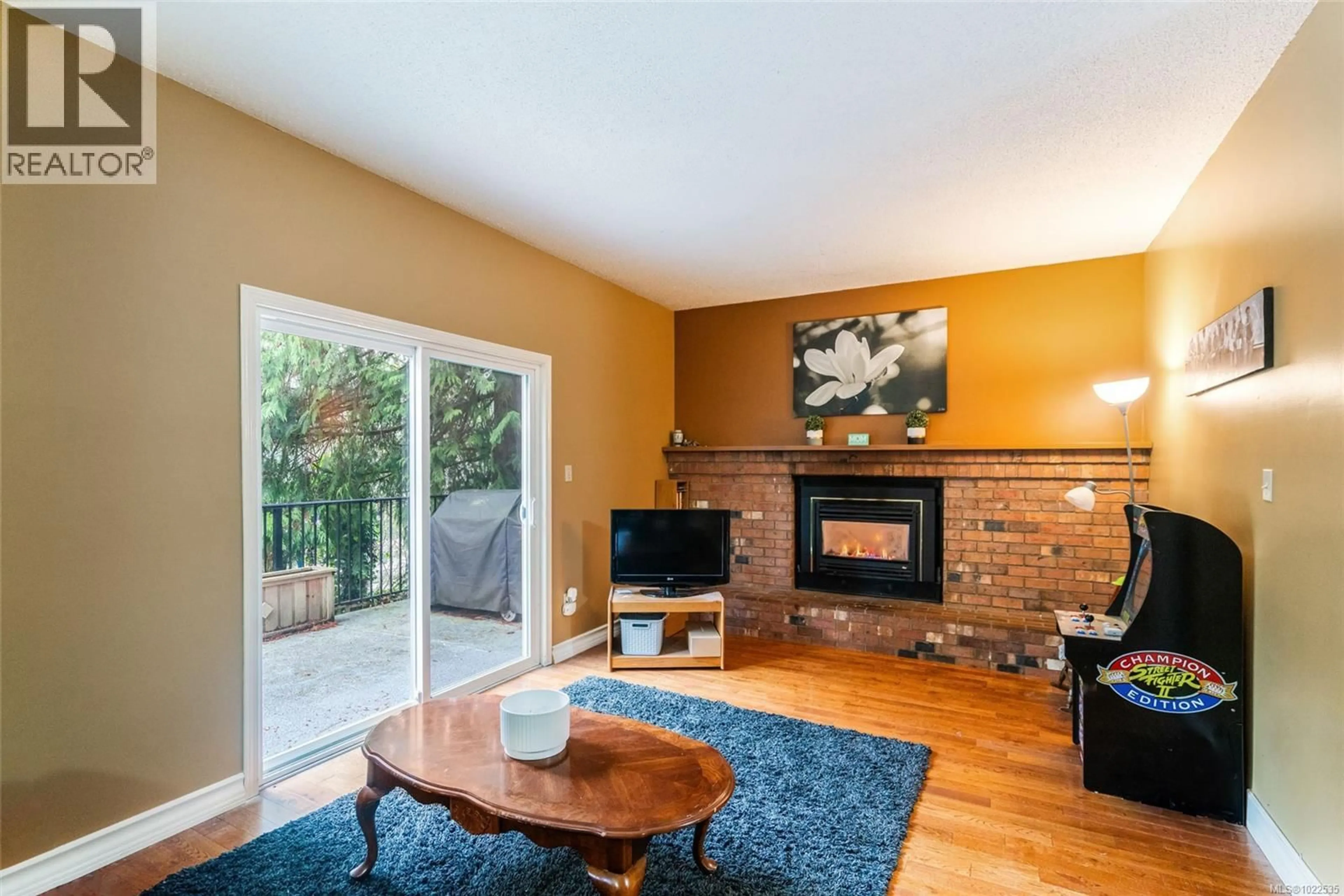 Living room with furniture, unknown for 3533 FAIRVIEW DRIVE, Nanaimo British Columbia V9T4R5