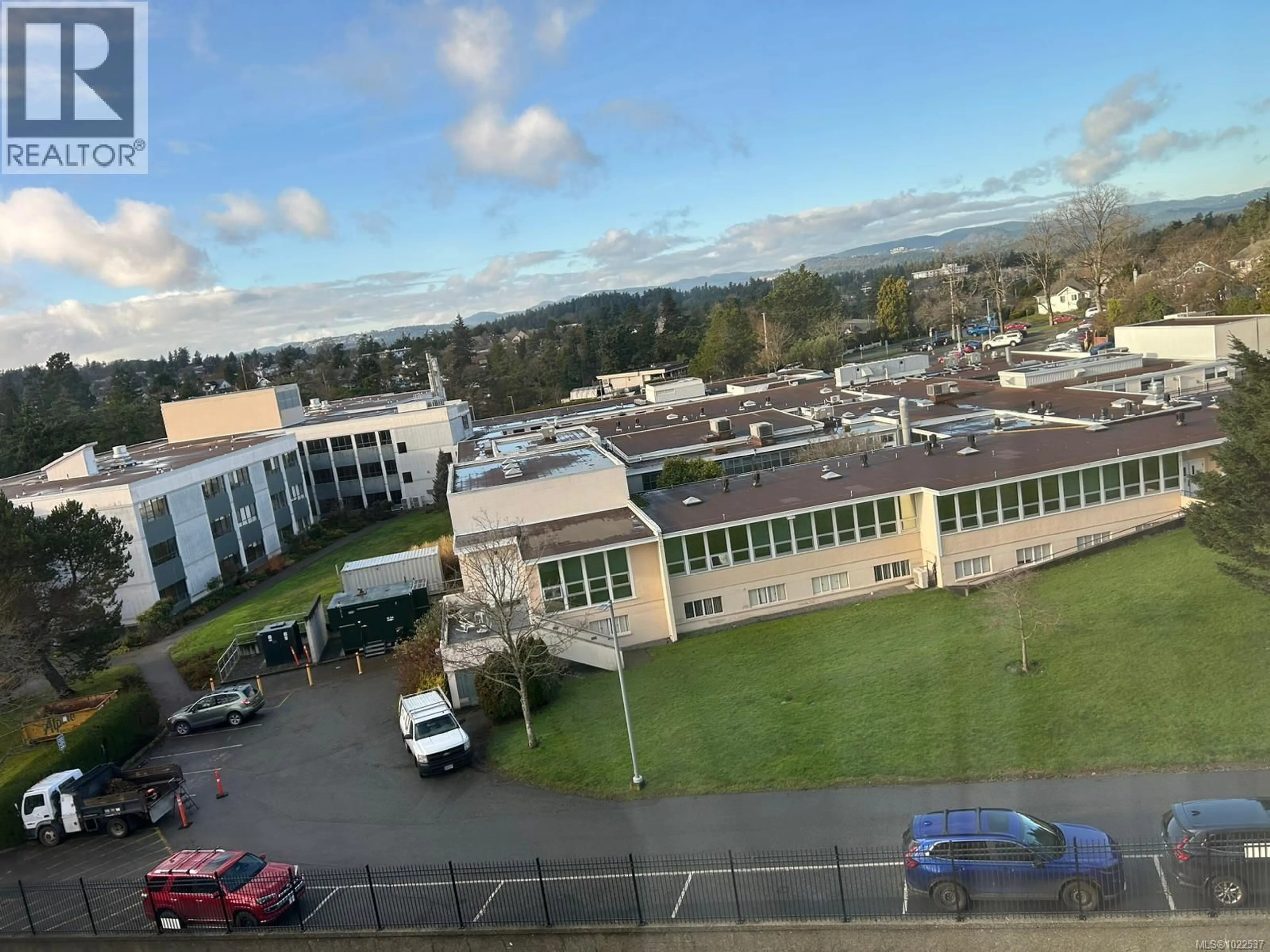 A pic from outside/outdoor area/front of a property/back of a property/a pic from drone, unknown for 506 - 103 GORGE ROAD EAST, Victoria British Columbia V9A6Z2