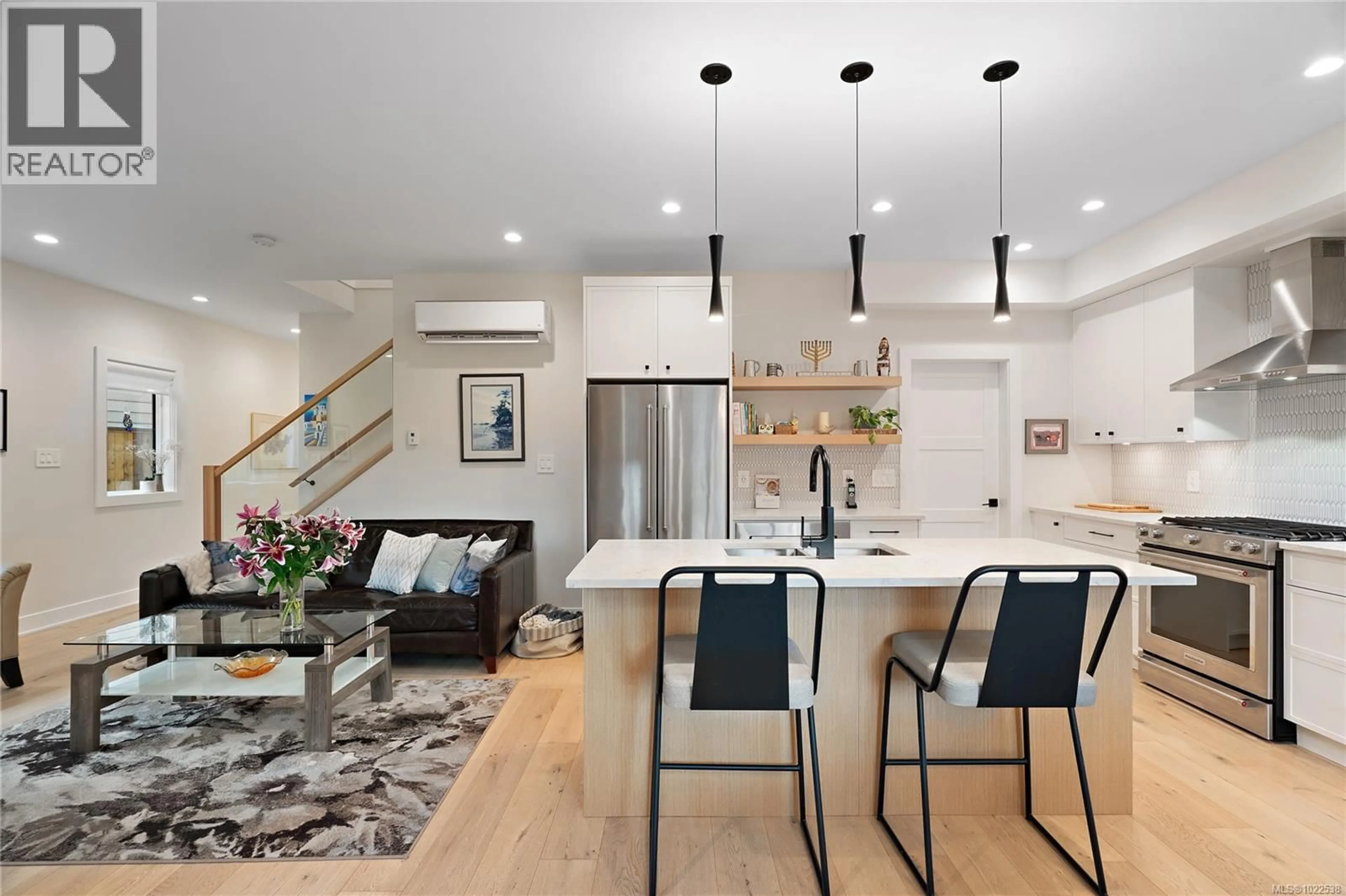 Open concept kitchen, unknown for 1313 GABBRO LANE, Langford British Columbia V9B5N1