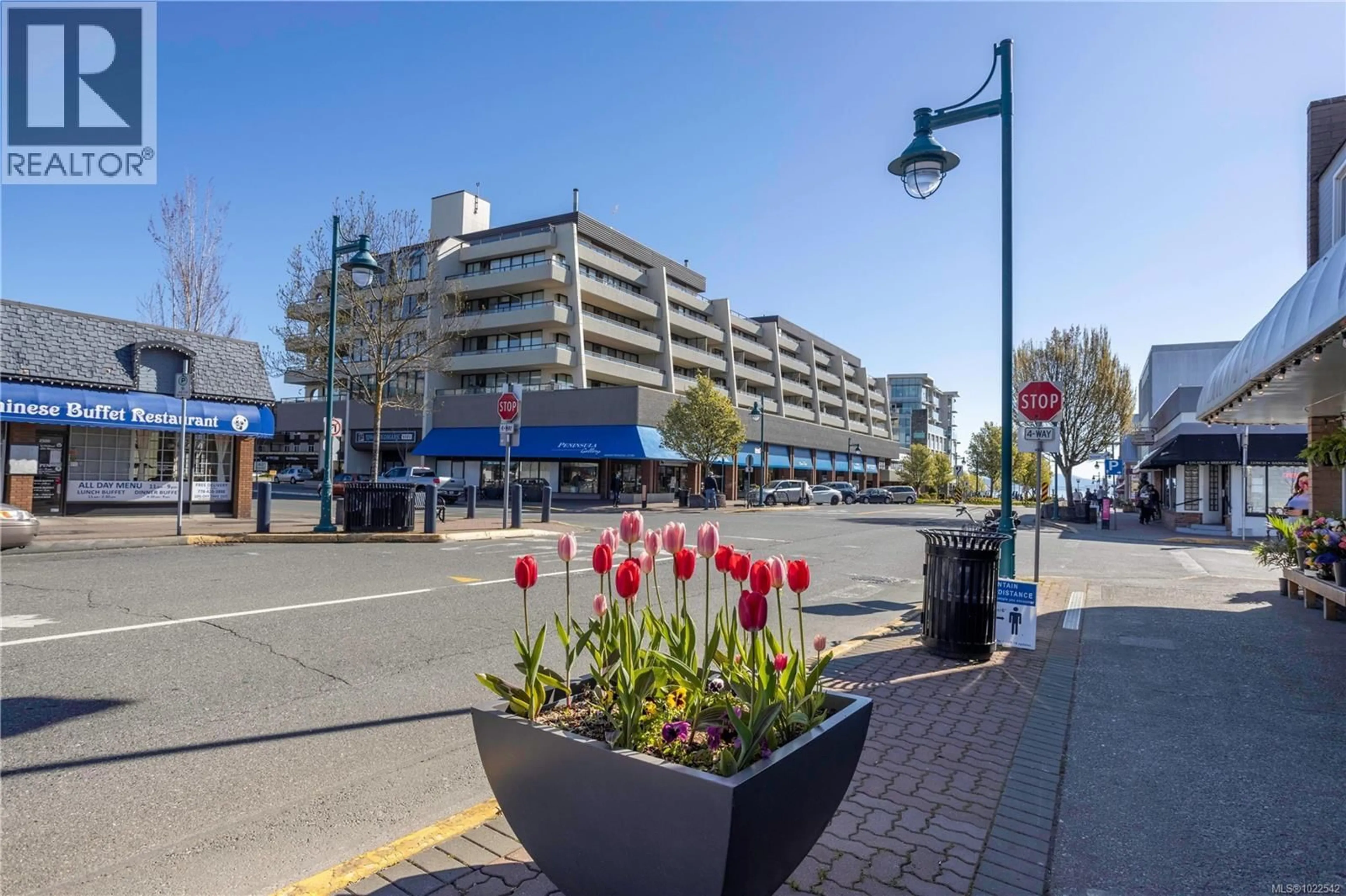 Patio, street for 503 - 9805 SECOND STREET, Sidney British Columbia V8L4T9