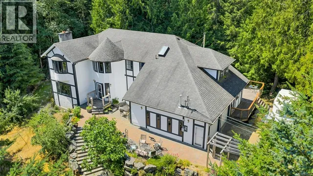 5885 JUPITER PLACE, Sooke 3