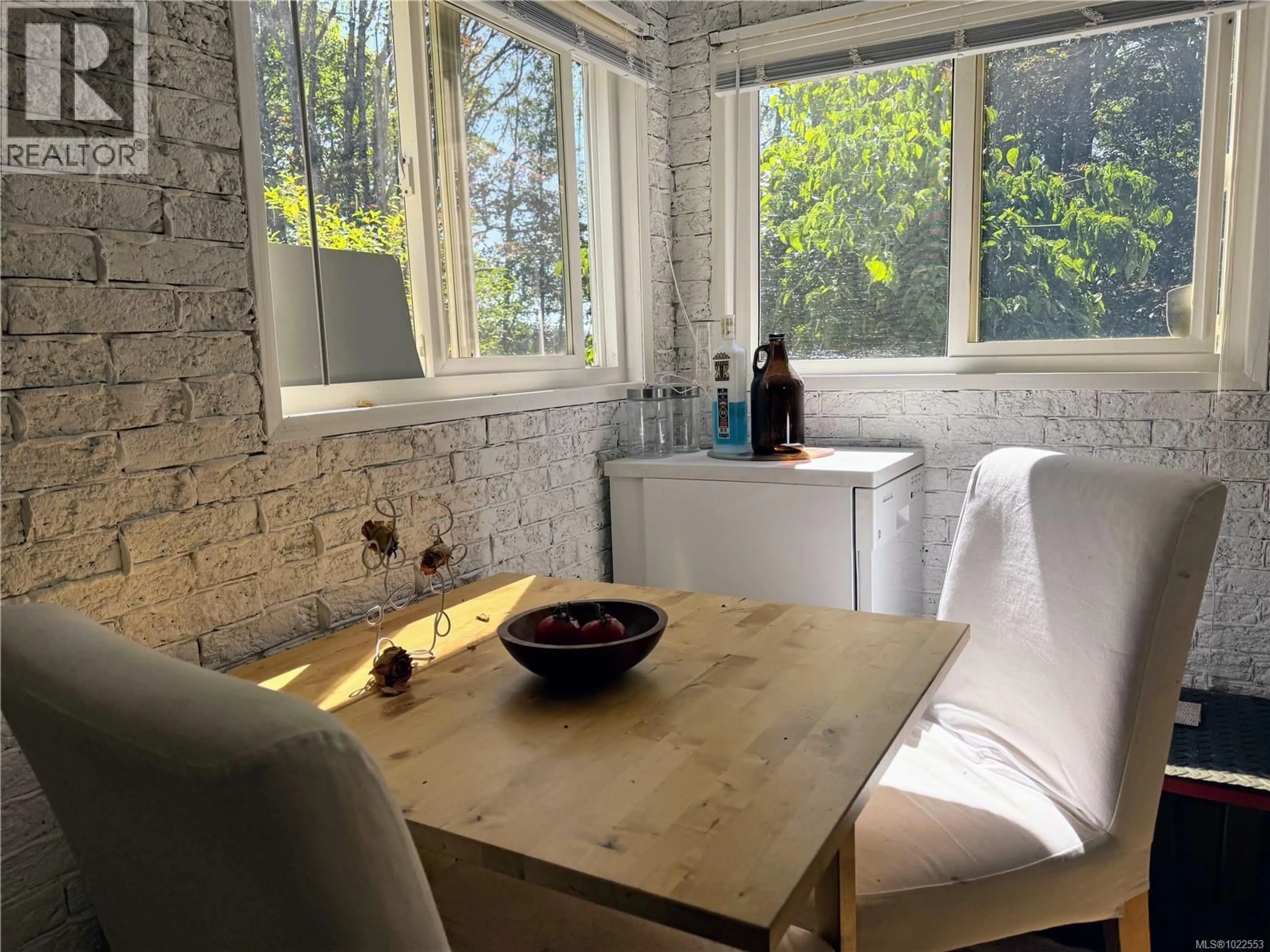 A pic of a room for 13 - 5838 BLYTHWOOD ROAD, Sooke British Columbia V9Z1H7