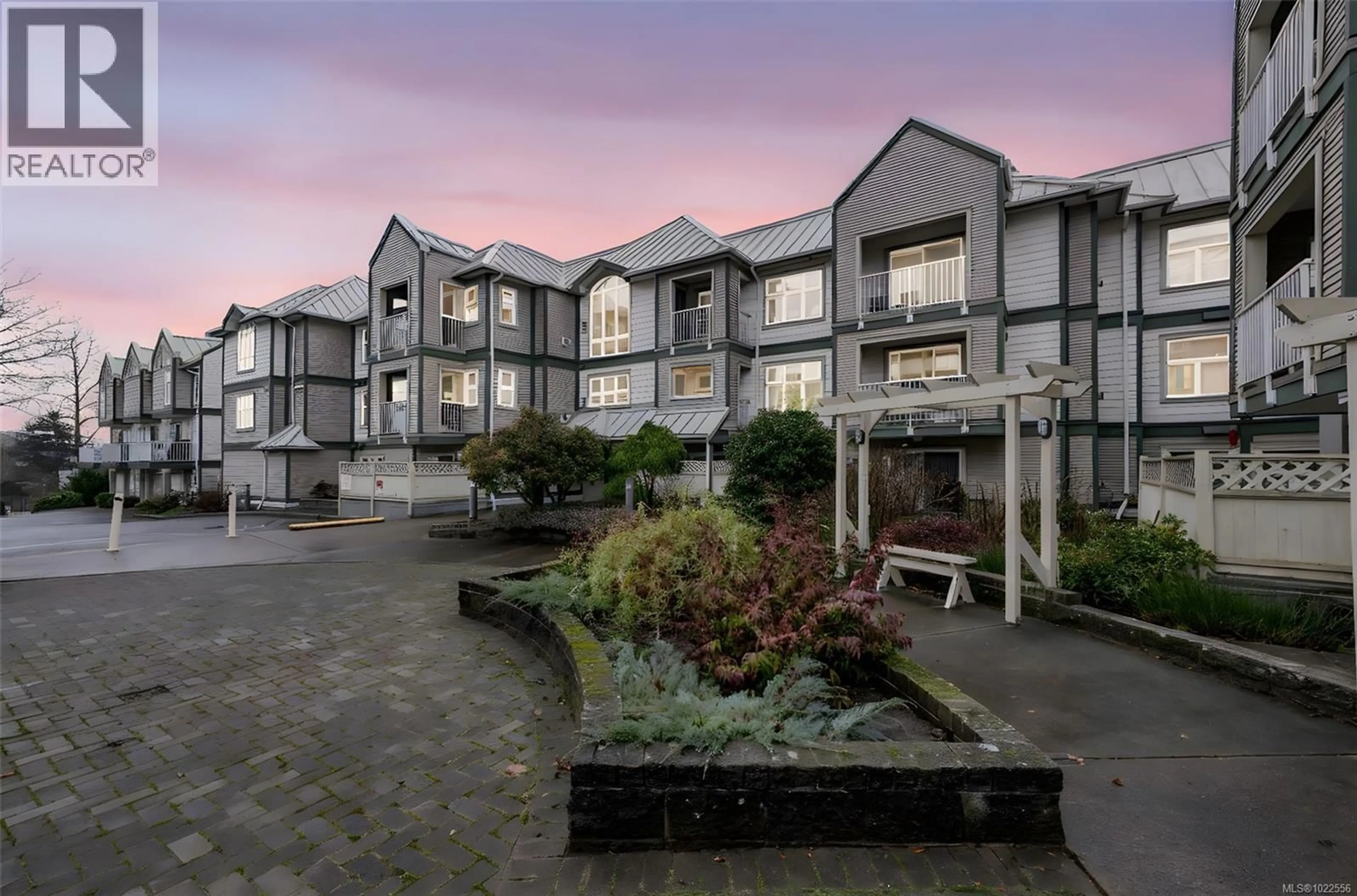 A pic from outside/outdoor area/front of a property/back of a property/a pic from drone, building for 104 - 3008 WASHINGTON AVENUE, Victoria British Columbia V9A1P6