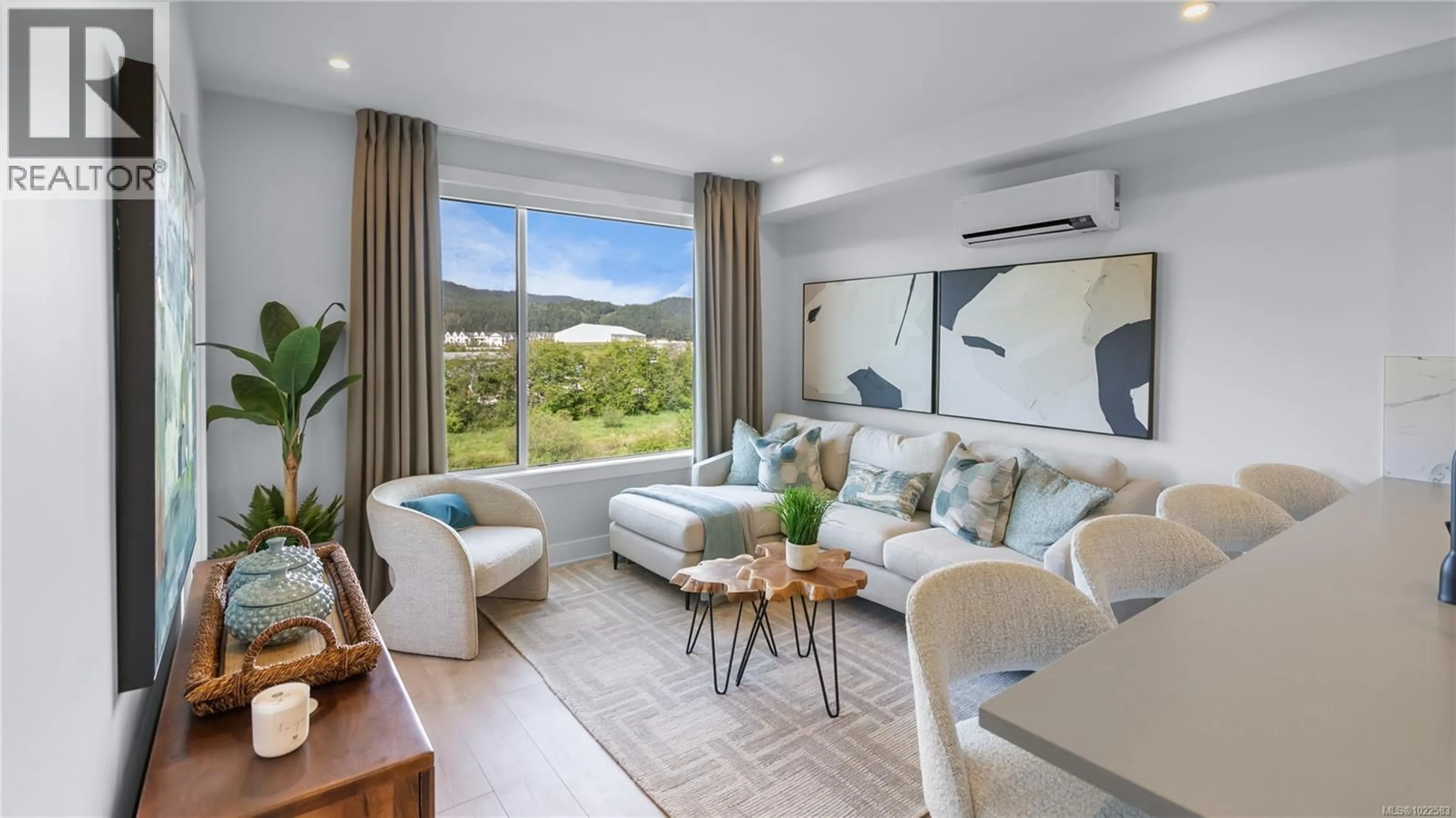 Living room with furniture, unknown for 504 - 1371 GOLDSTREAM AVENUE, Langford British Columbia V9B7B7