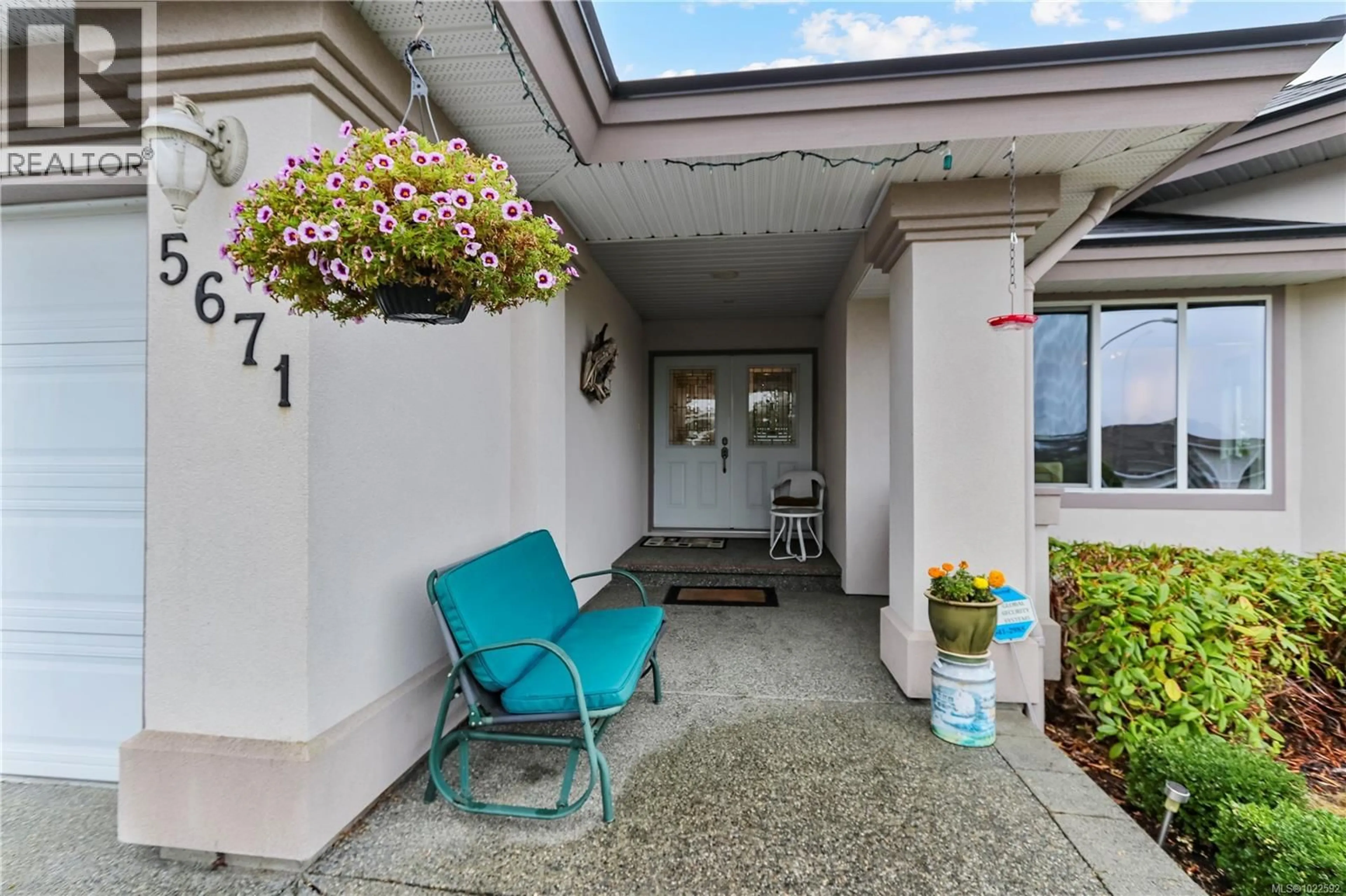 Patio, unknown for 5671 MUGGIES WAY, Nanaimo British Columbia V9V1W2