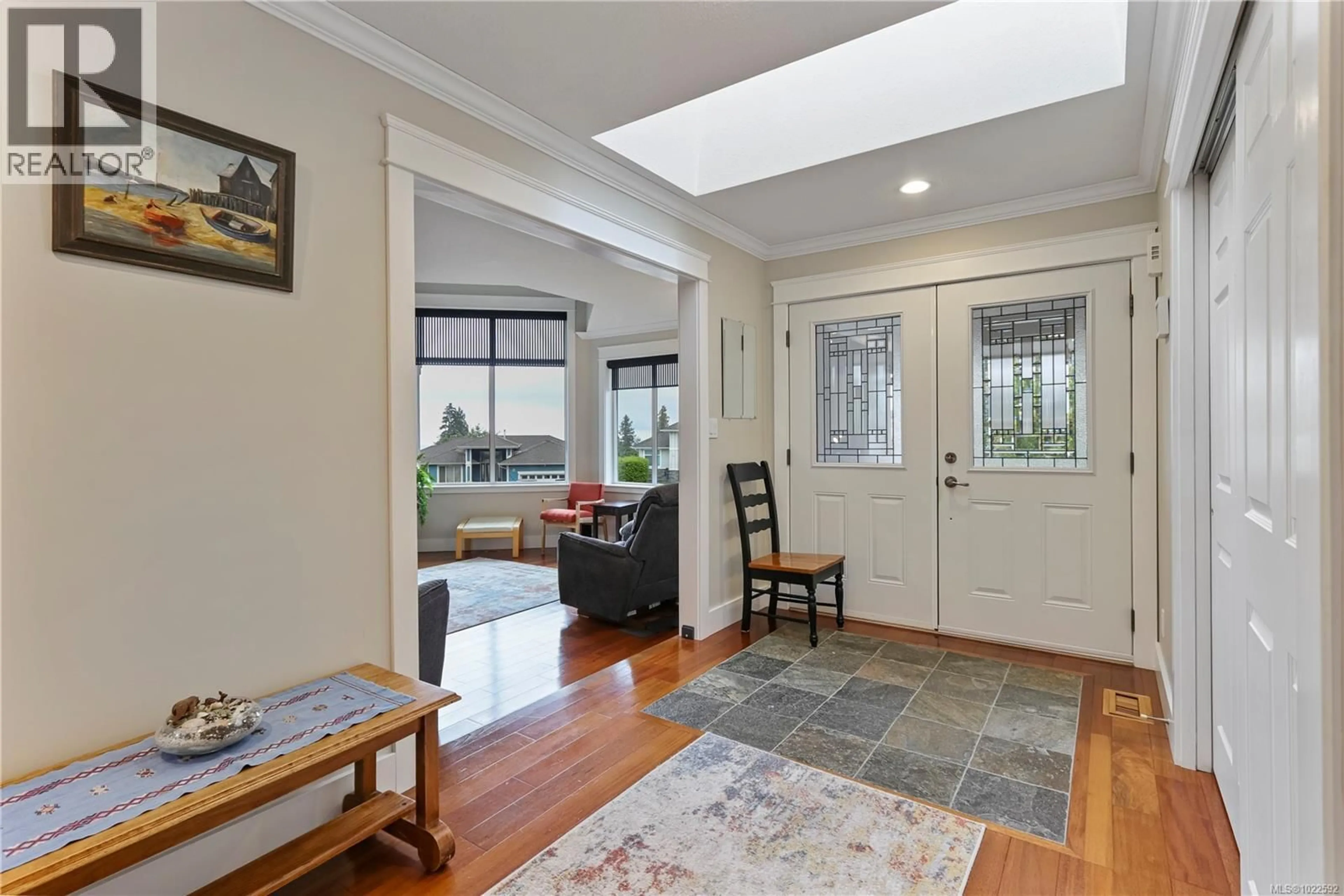 Indoor entryway for 5671 MUGGIES WAY, Nanaimo British Columbia V9V1W2