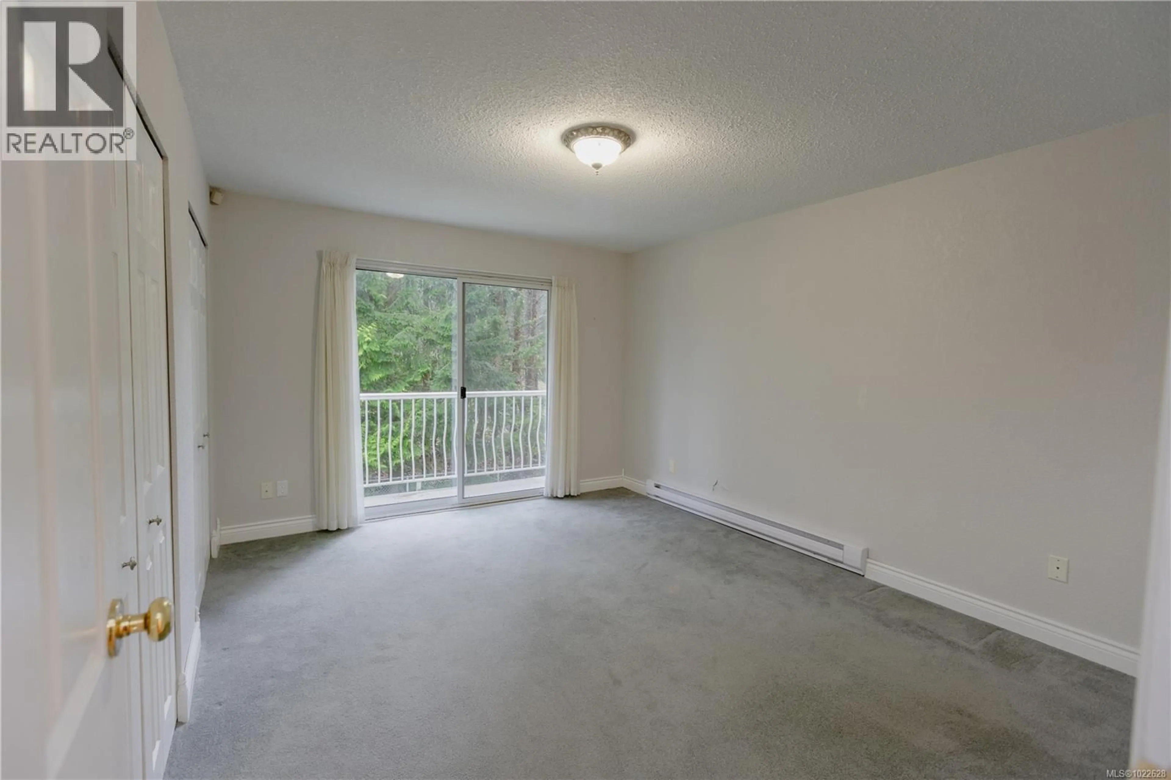 A pic of a room for 6 - 322 VILLAGE WAY, Qualicum Beach British Columbia V9K1N4