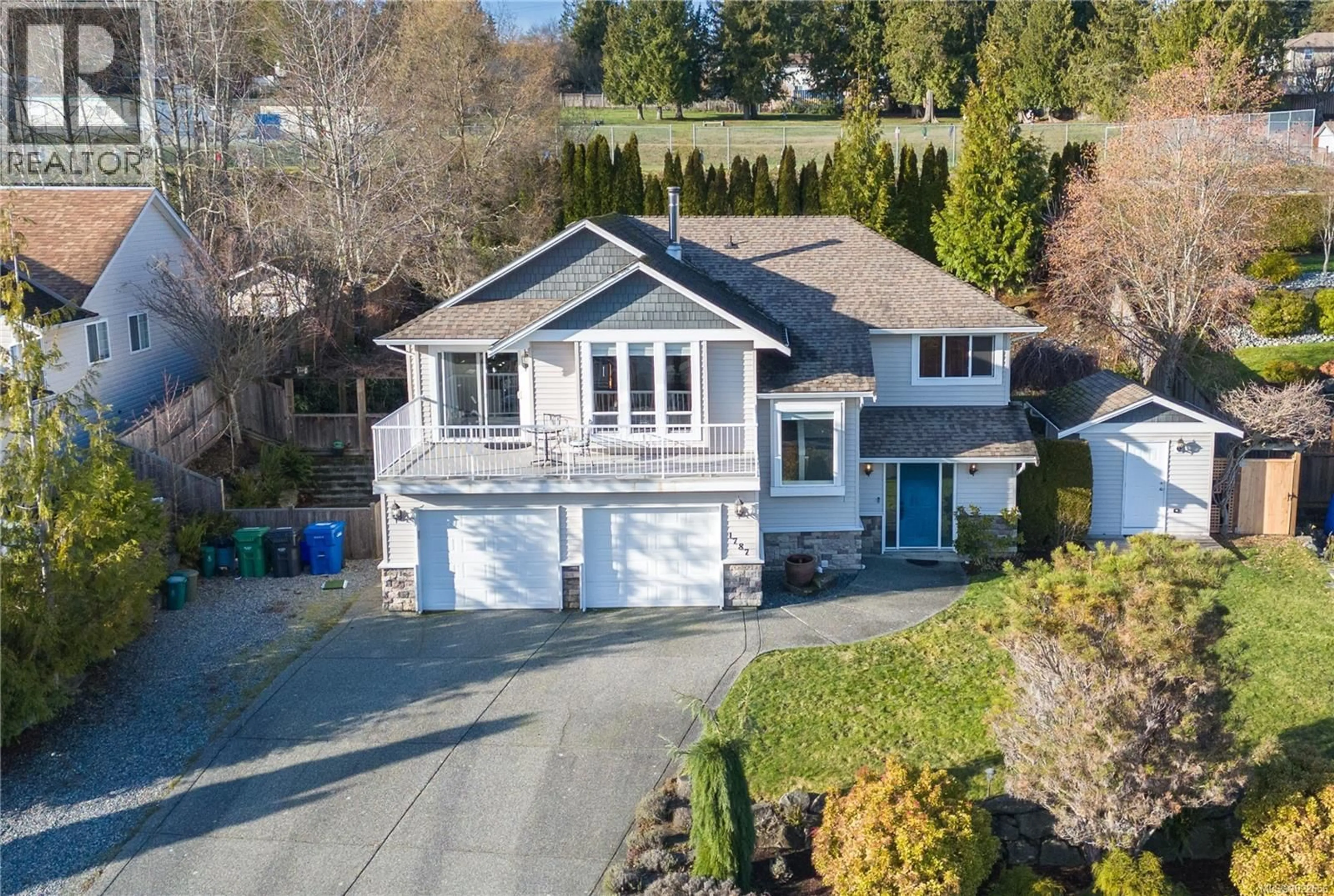A pic from outside/outdoor area/front of a property/back of a property/a pic from drone, street for 1787 MONTANA ROAD, Nanaimo British Columbia V9X1C7