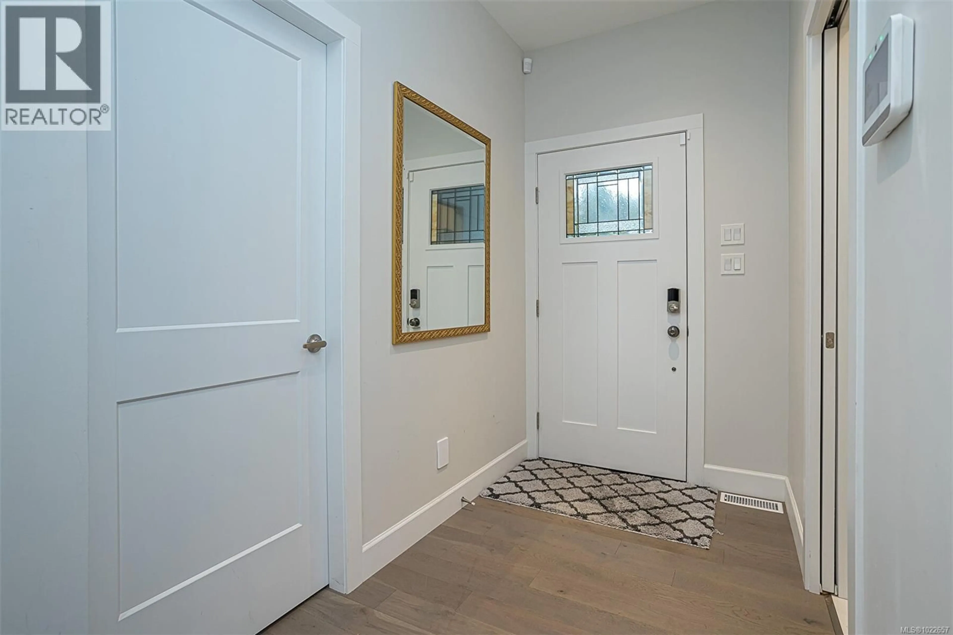 Indoor entryway for 5607 CAPSTONE PLACE, Duncan British Columbia V9L0E1