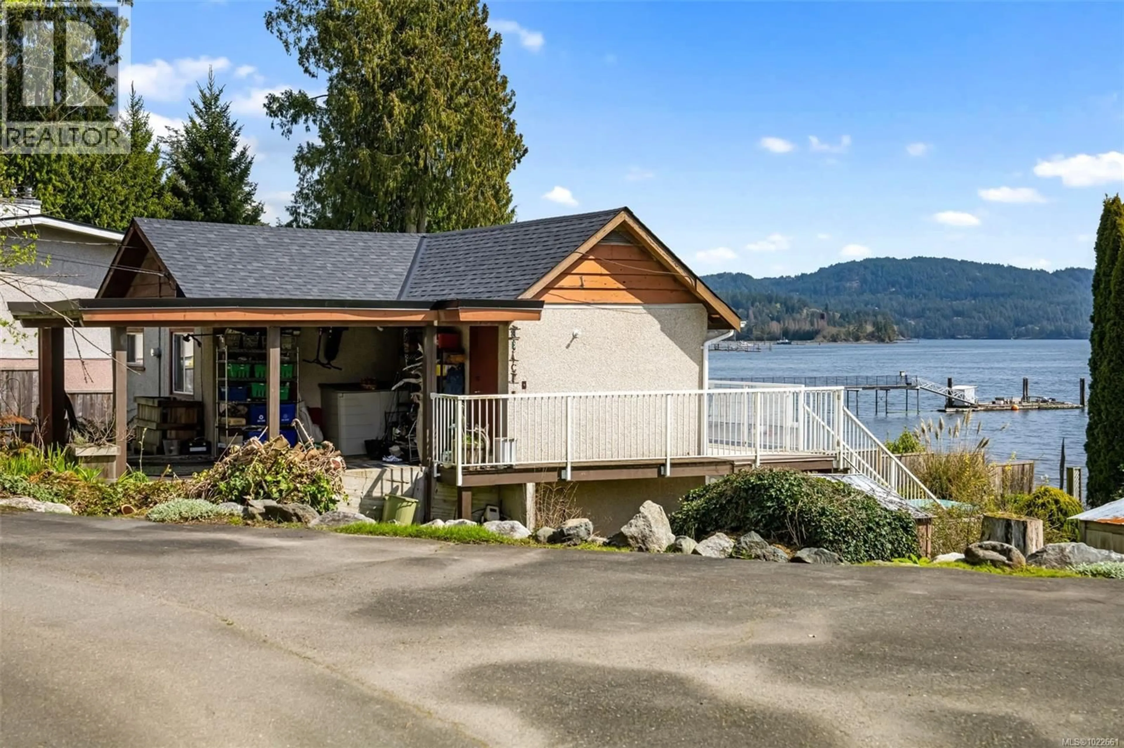 Patio, water/lake/river/ocean view for 5979 SOOKE ROAD, Sooke British Columbia V0S1N0