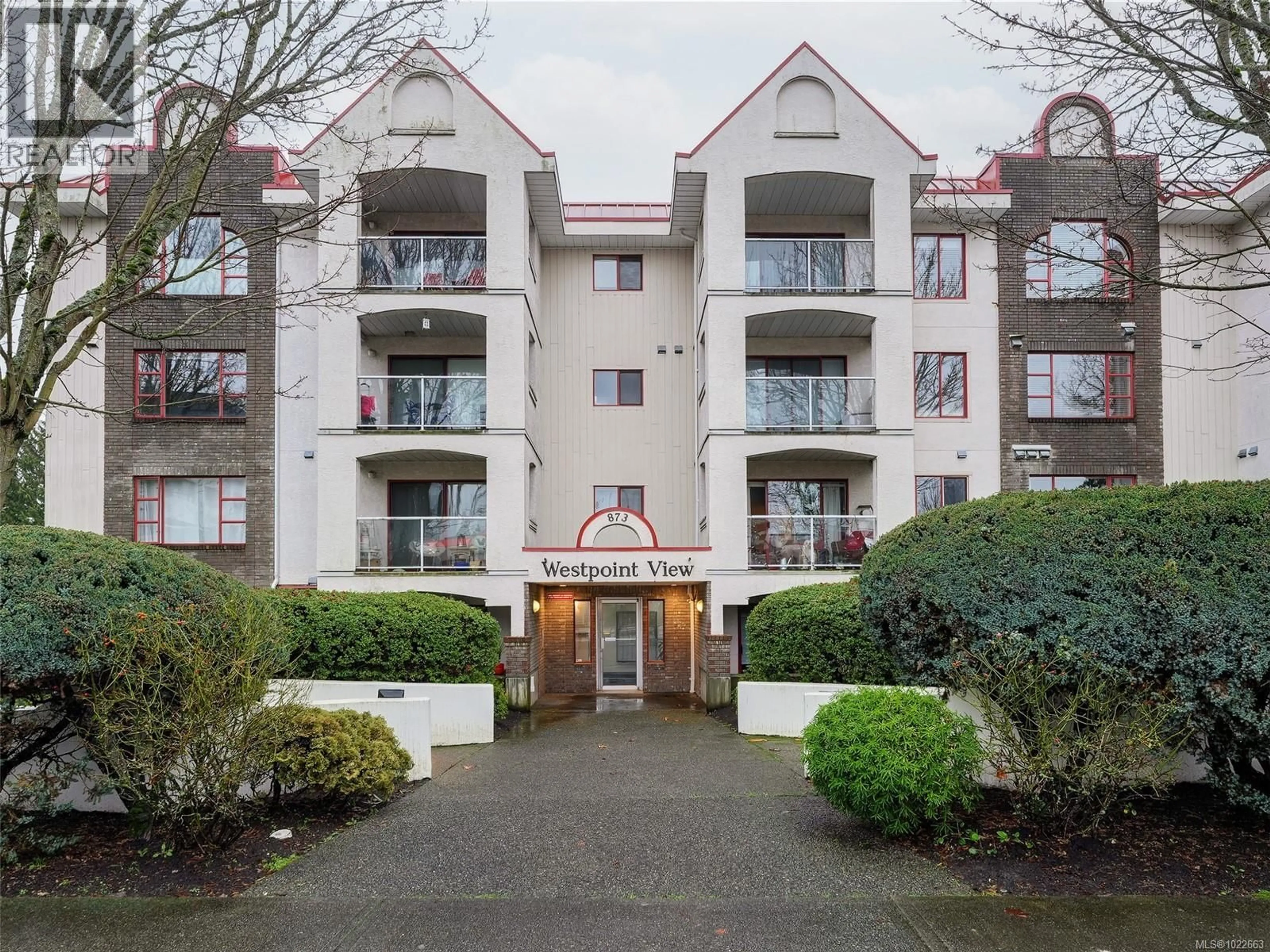 Indoor foyer for 106 - 873 ESQUIMALT ROAD, Esquimalt British Columbia V9A3M5