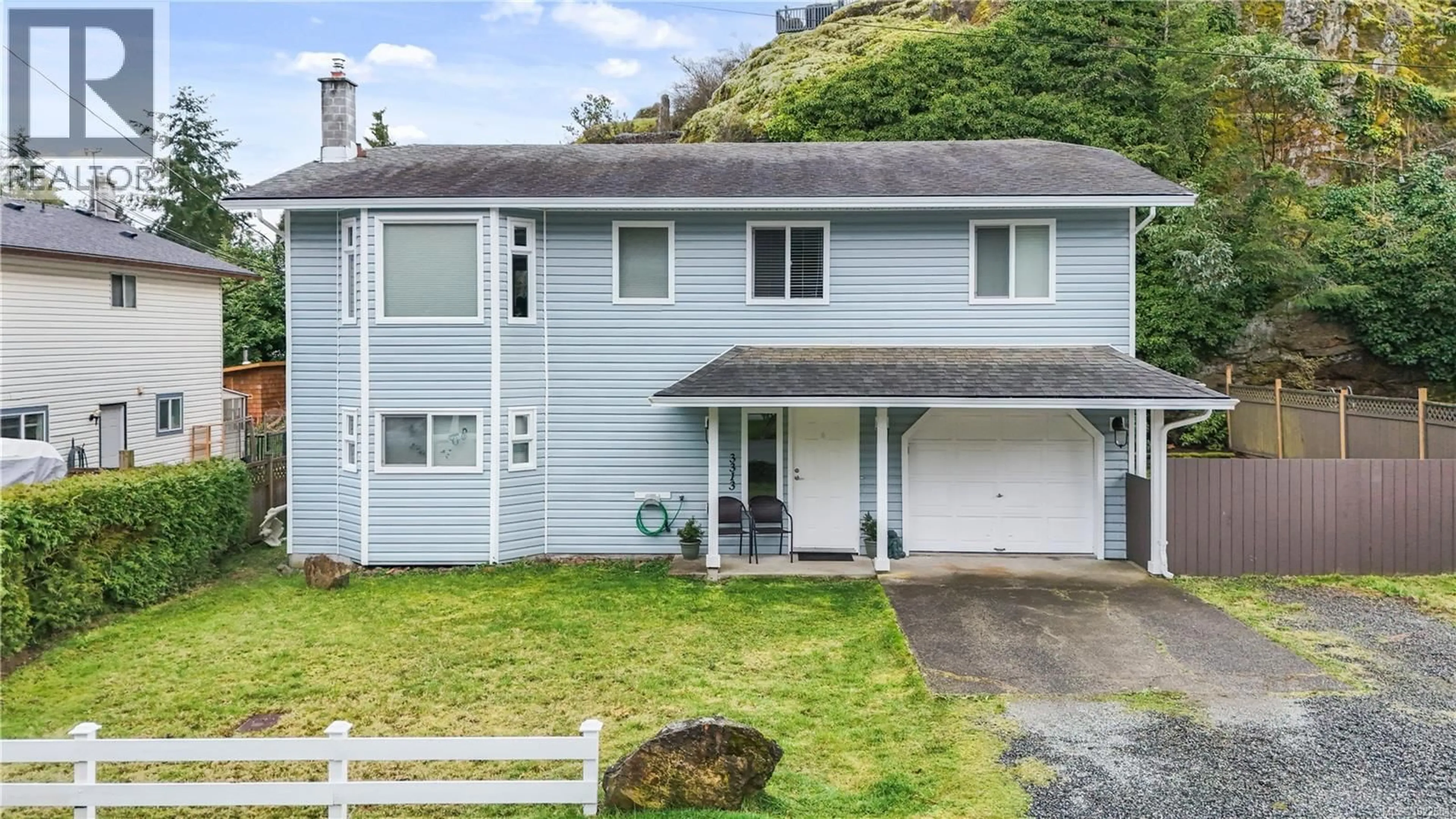 Home with vinyl exterior material, street for 3313 BARRINGTON ROAD, Nanaimo British Columbia V9T5R5