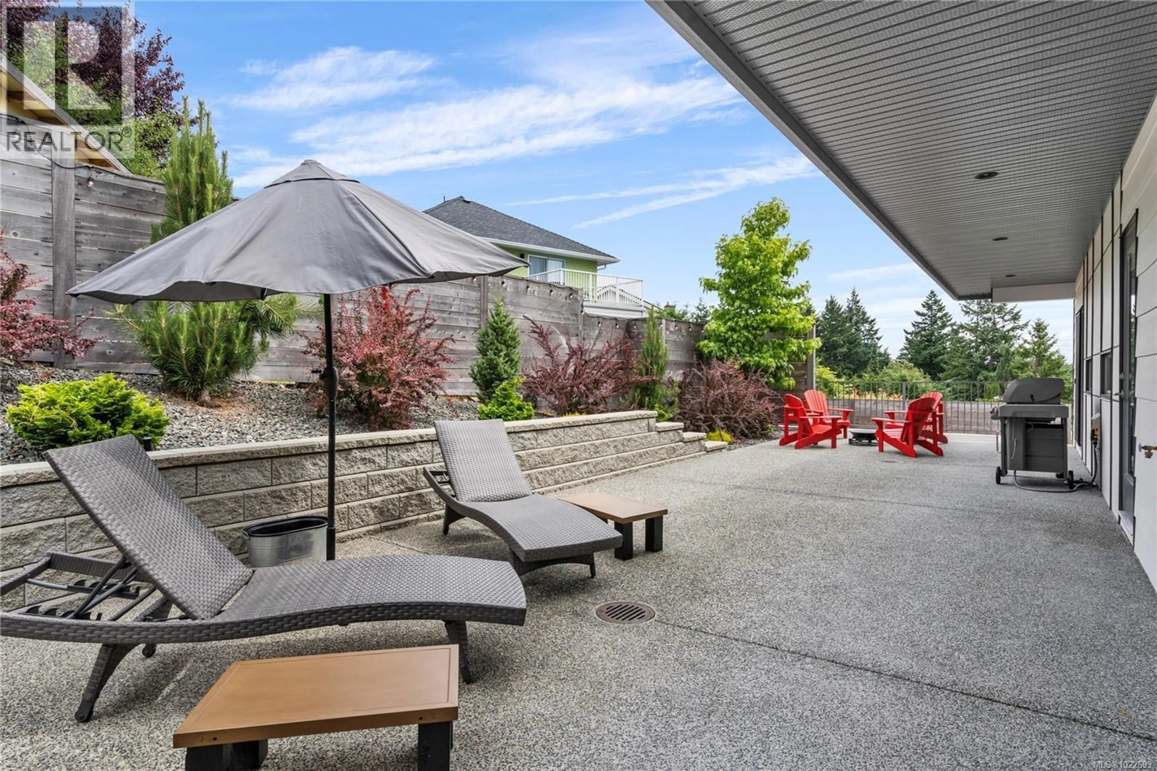 Patio, street for 152 GOLDEN OAKS CRESCENT, Nanaimo British Columbia V9T0K8