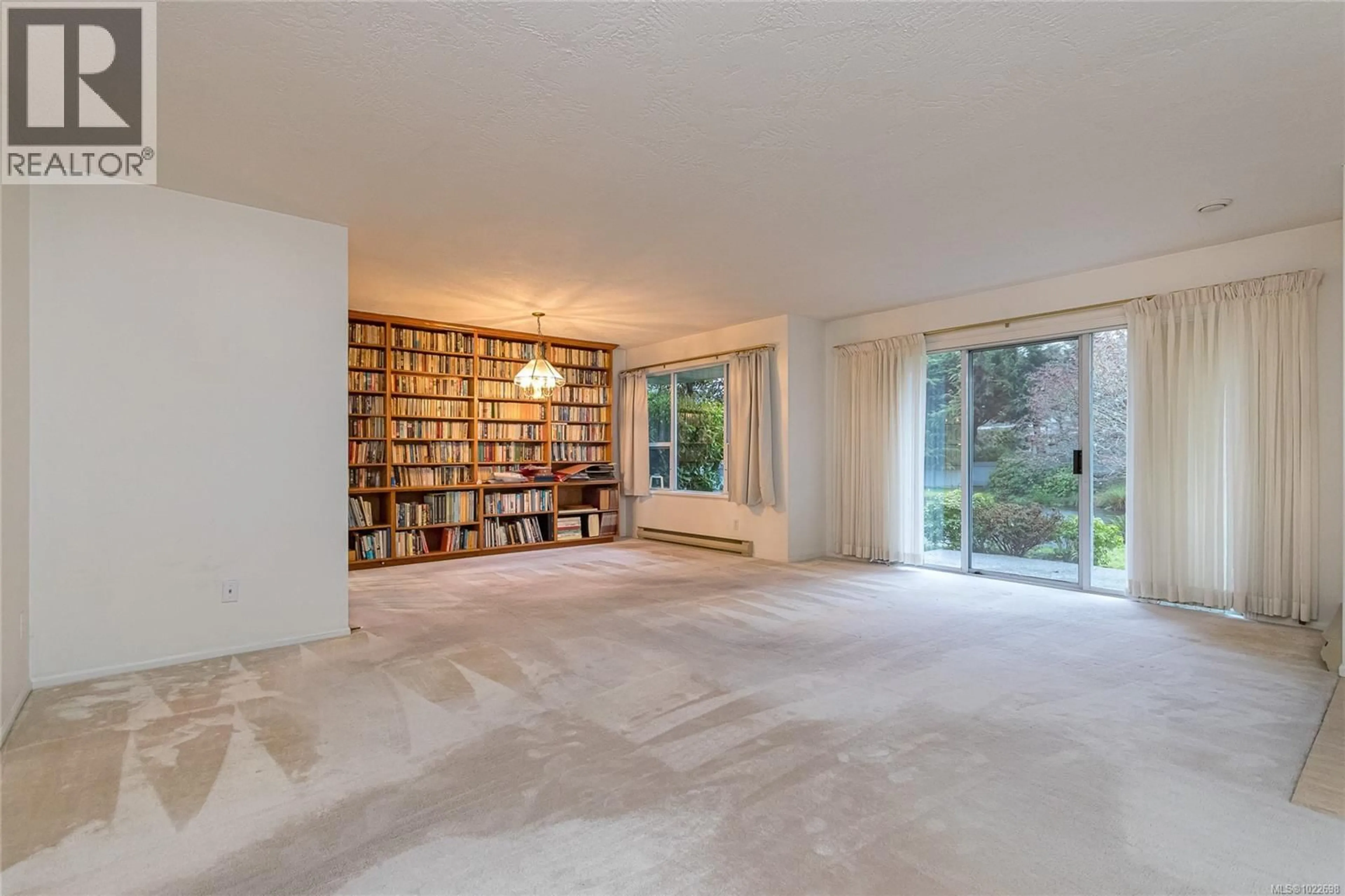 A pic of a room for 41 - 5110 CORDOVA BAY ROAD, Saanich British Columbia V8Y2K5