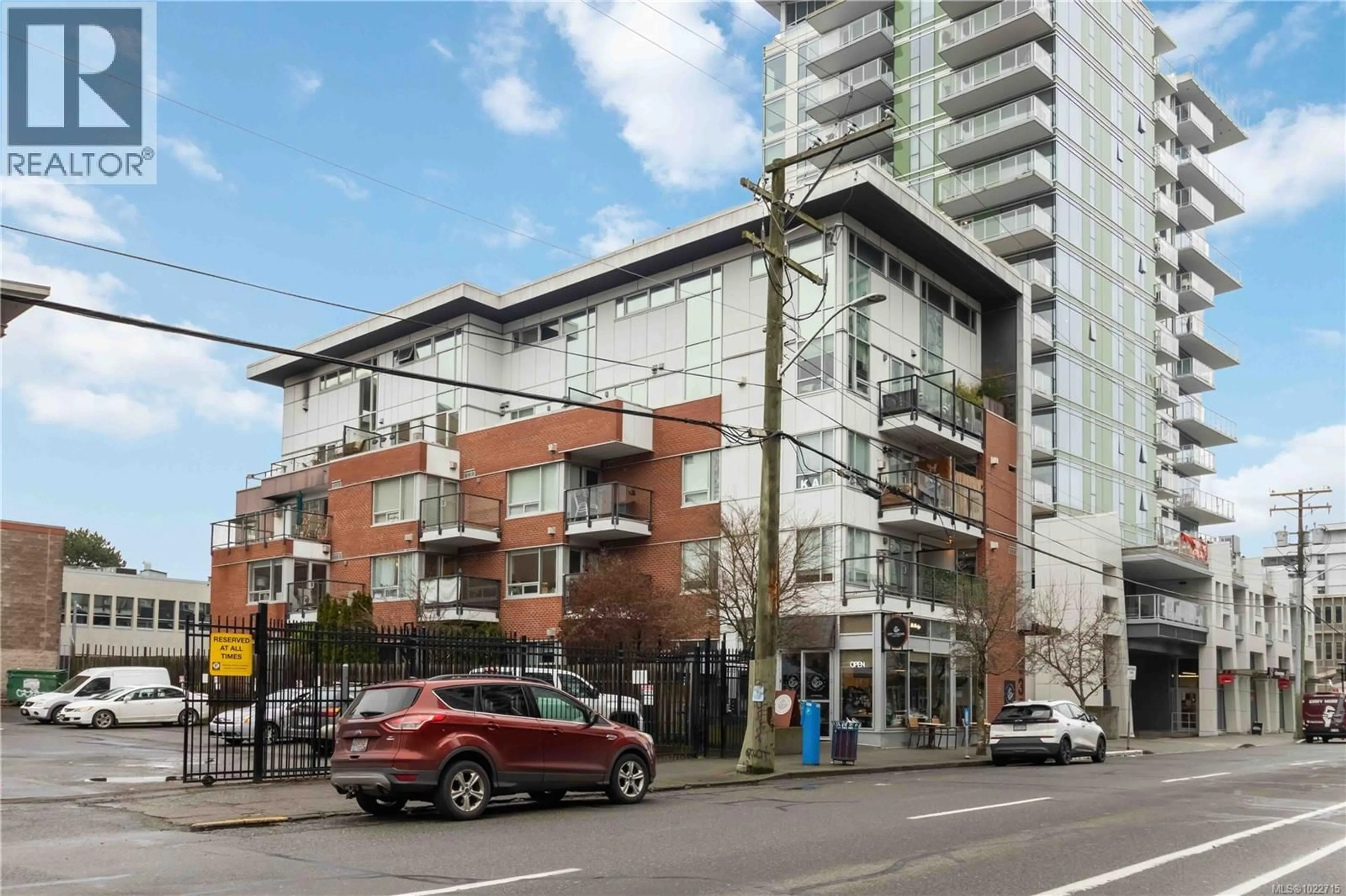 Unknown for 108 - 932 JOHNSON STREET, Victoria British Columbia V8V3N4