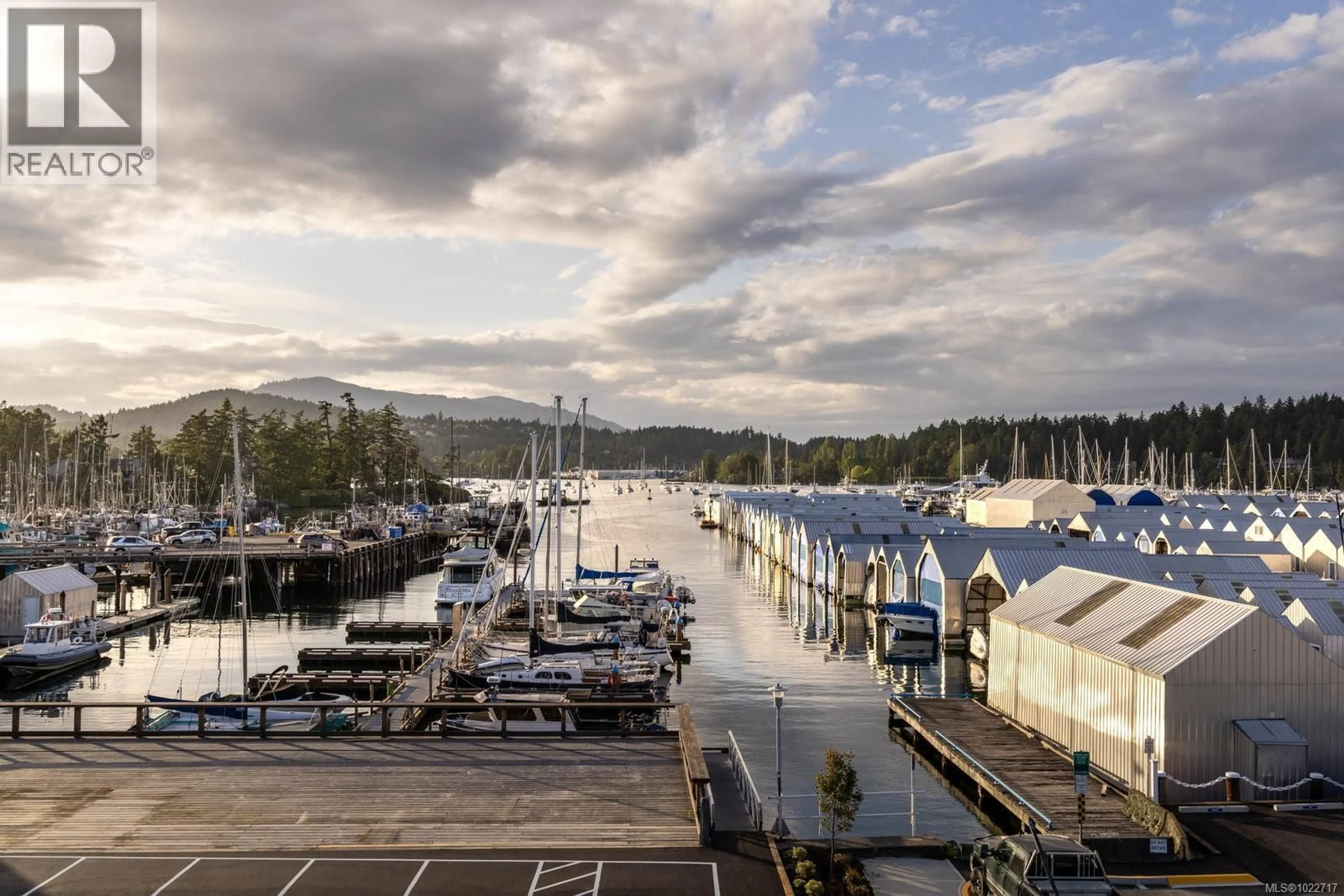 A pic from outside/outdoor area/front of a property/back of a property/a pic from drone, water/lake/river/ocean view for 201 - 2270 HARBOUR ROAD, Sidney British Columbia V8L2P6