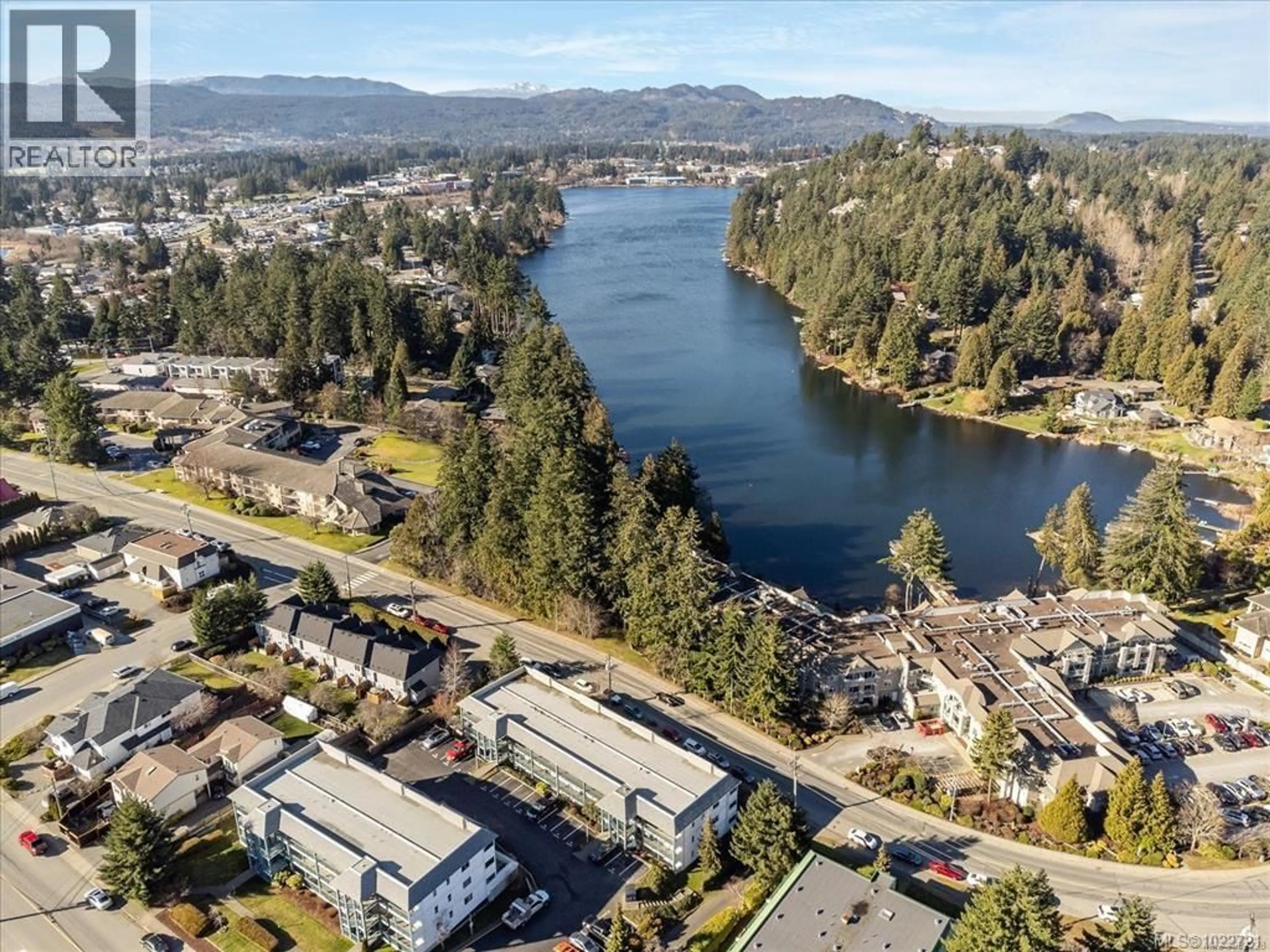 A pic from outside/outdoor area/front of a property/back of a property/a pic from drone, water/lake/river/ocean view for 206 - 3089 BARONS ROAD, Nanaimo British Columbia V9T3Y6