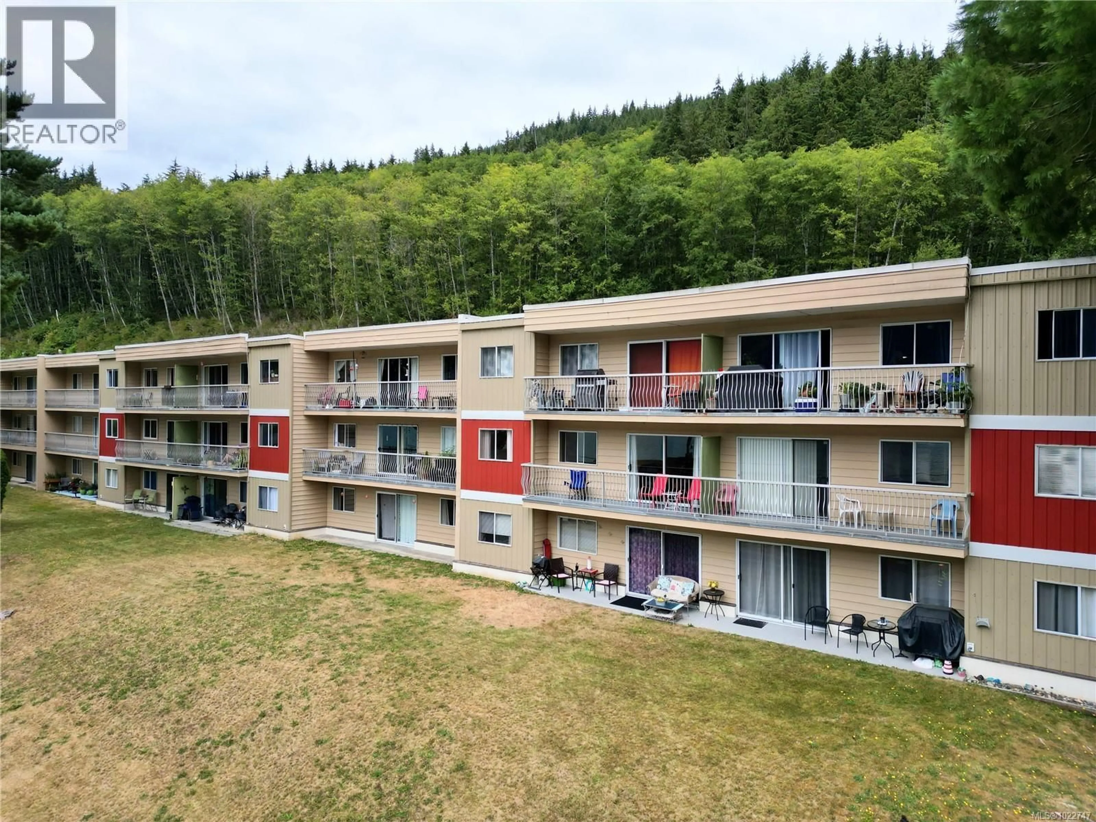 A pic from outside/outdoor area/front of a property/back of a property/a pic from drone, mountain view for 302 - 801 MARINE DRIVE, Port Alice British Columbia V0N2N0