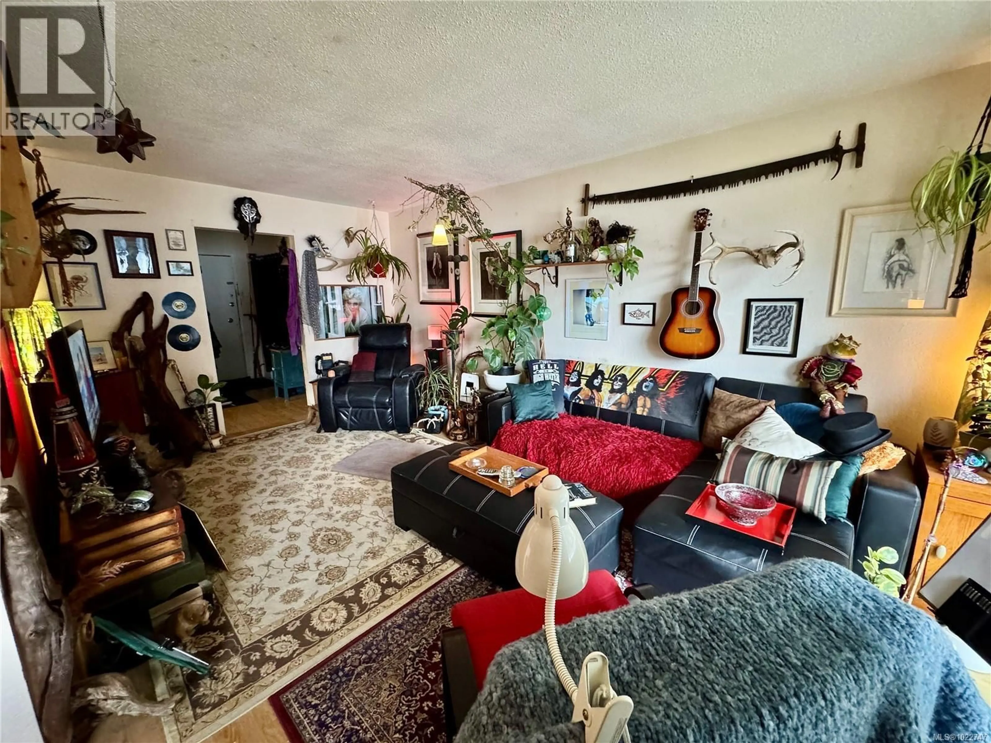 Living room with furniture, unknown for 302 - 801 MARINE DRIVE, Port Alice British Columbia V0N2N0