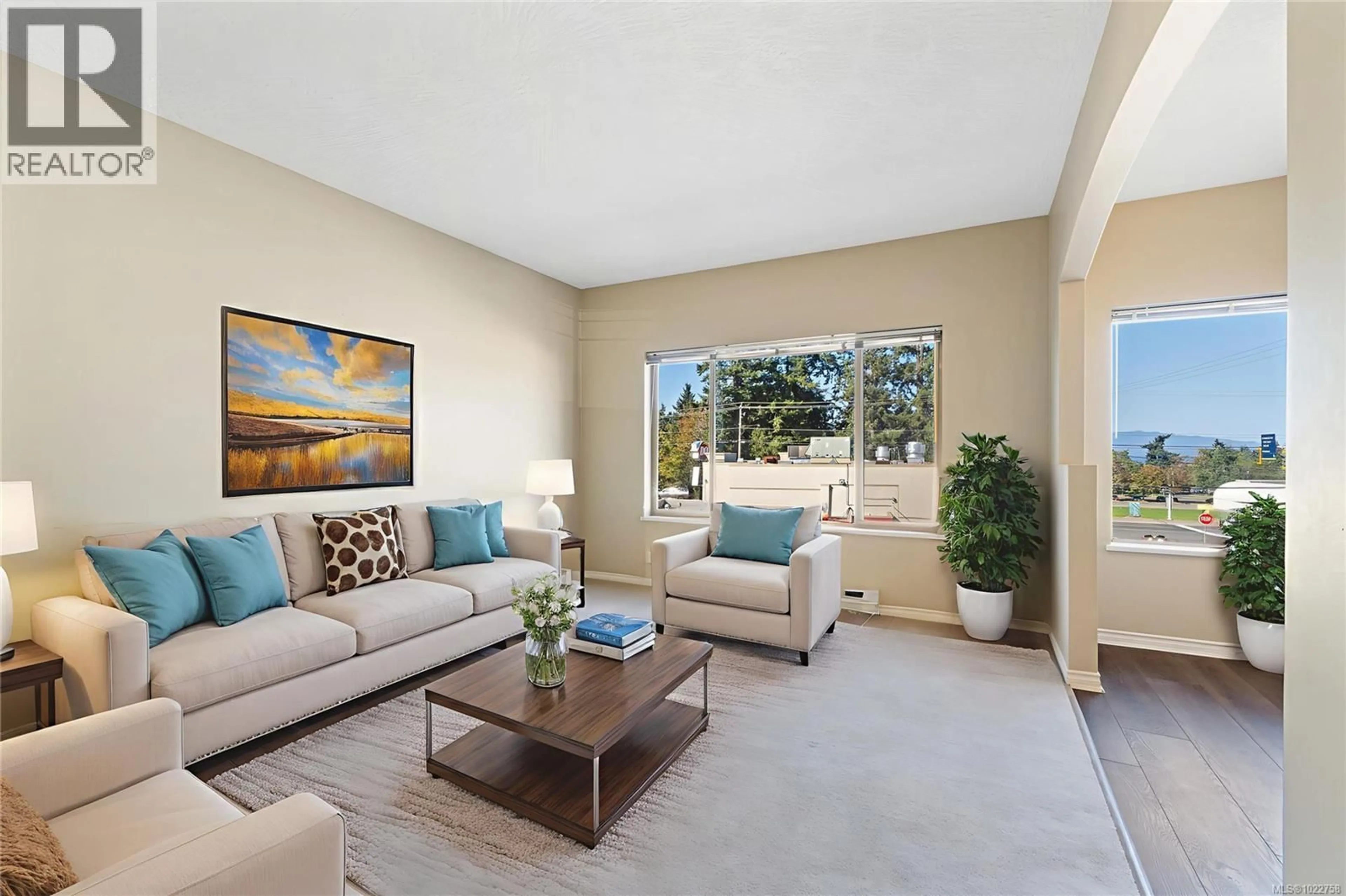 Living room with furniture, unknown for 207 - 125 MCCARTER STREET, Parksville British Columbia V9P2H6