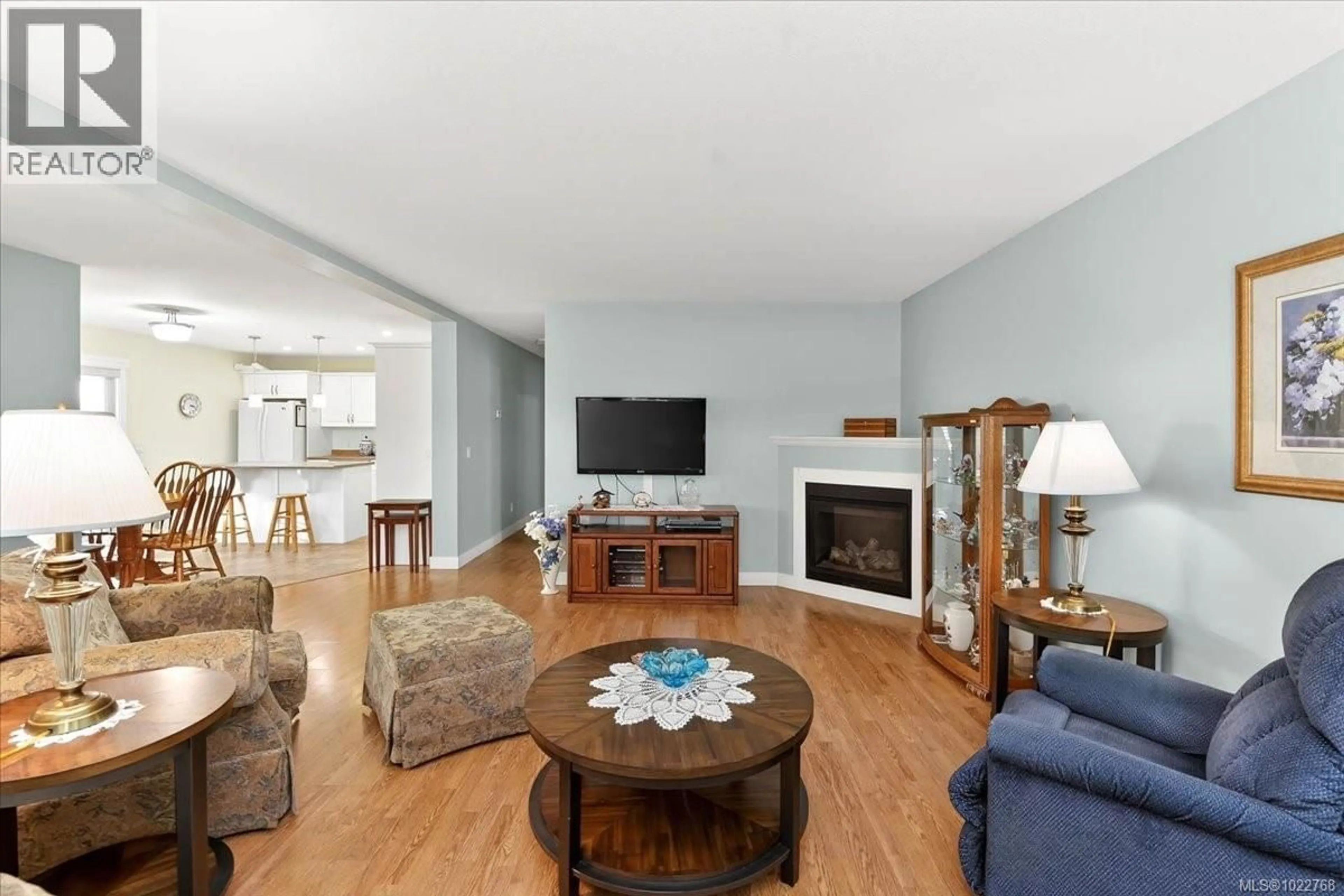 Living room with furniture, unknown for 403 - 5700 PIERCE ROAD, Port Alberni British Columbia V9Y0A3