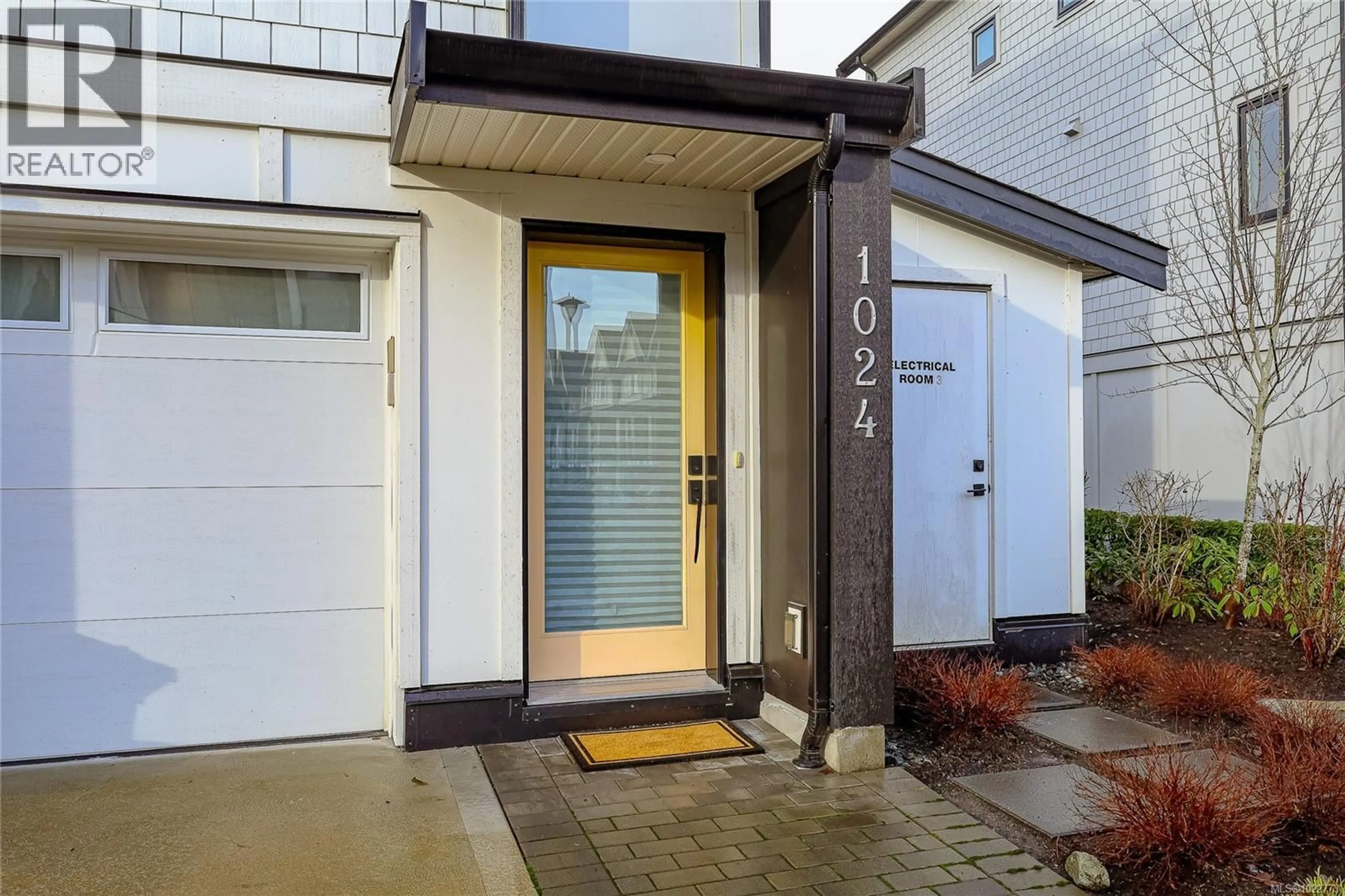 Indoor entryway for 1024 BOXCAR CLOSE, Langford British Columbia V9B0Y4