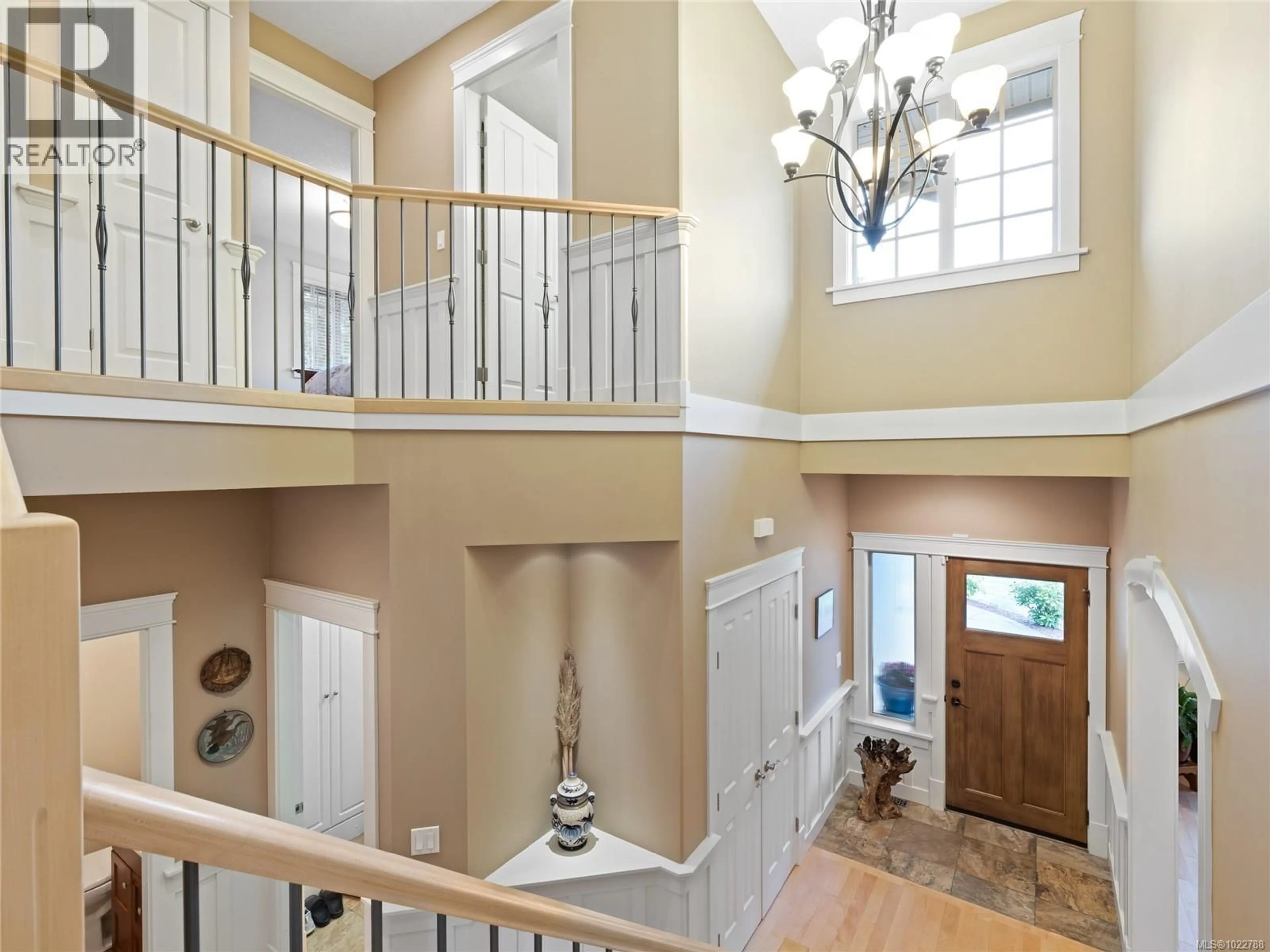 Indoor entryway for 423 CRAIG STREET, Parksville British Columbia V9P1L2