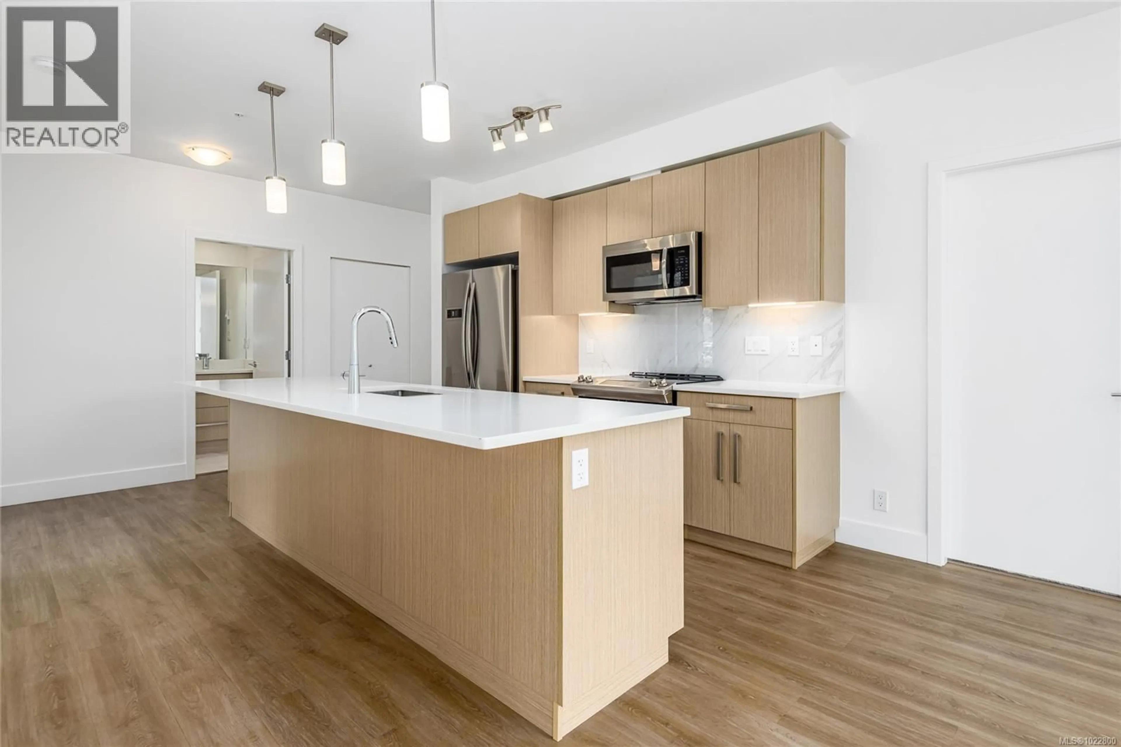 Open concept kitchen, unknown for 207 - 3070 KILPATRICK AVENUE, Courtenay British Columbia V9N0G7
