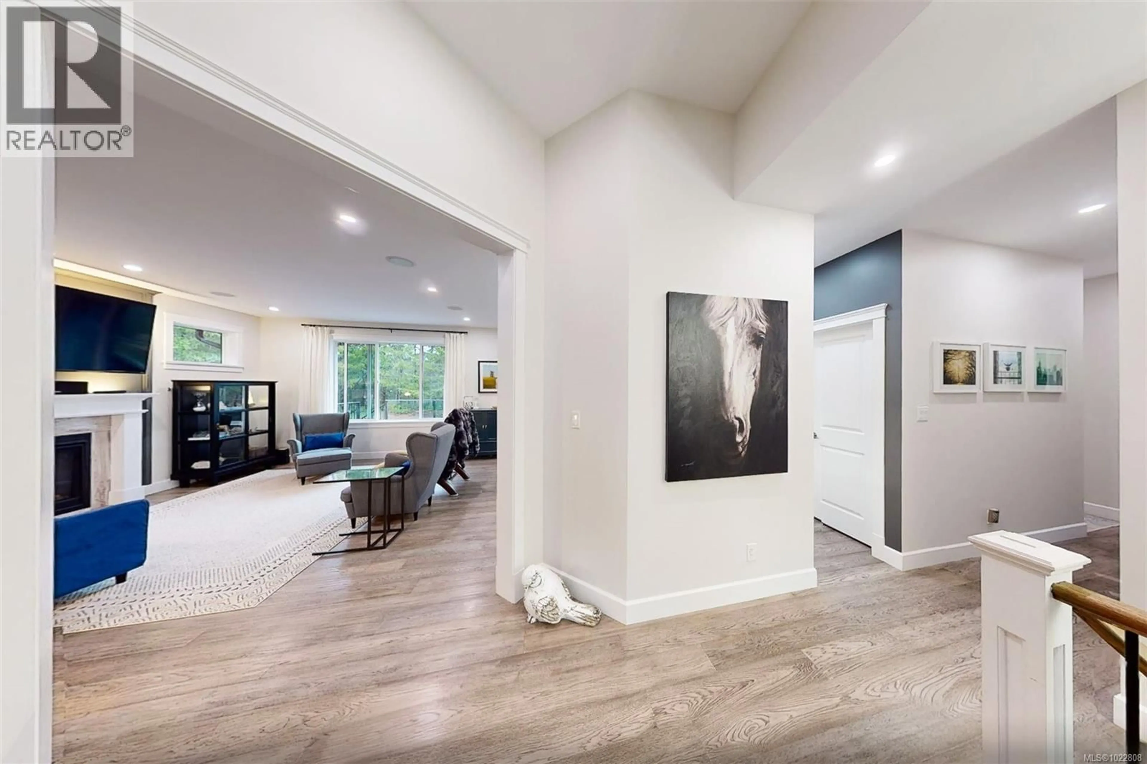 Indoor entryway for 2615 TIMBER RIDGE ROAD, Shawnigan Lake British Columbia V8H2E4