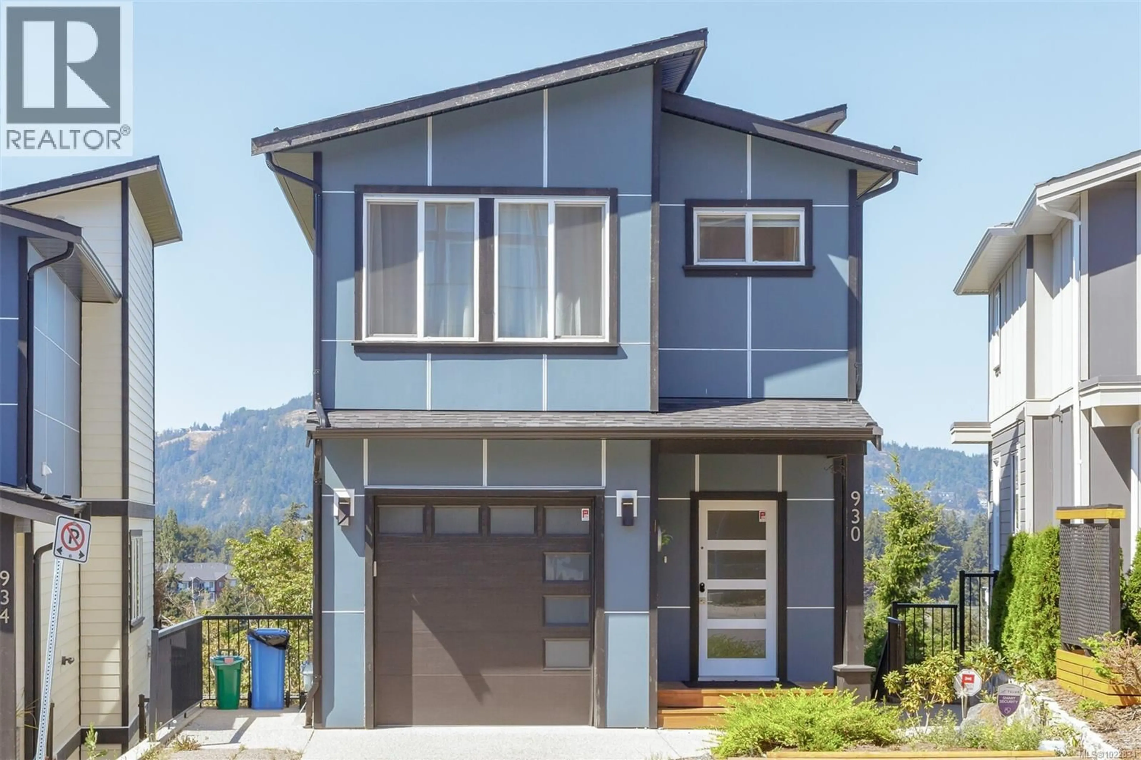 Home with vinyl exterior material, mountain view for 930 PEACE KEEPING CRESCENT, Langford British Columbia V9C2P4