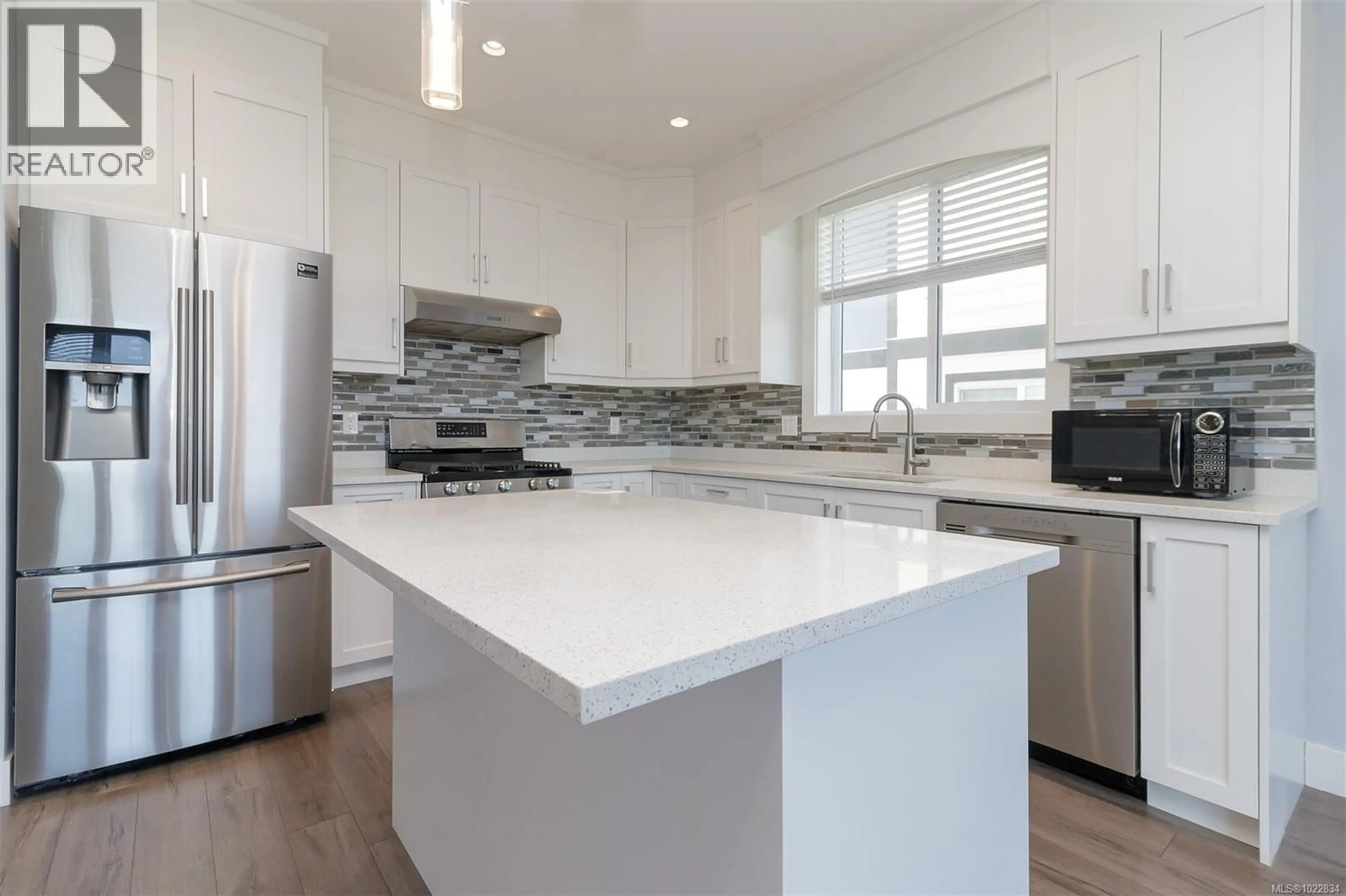 Open concept kitchen, unknown for 930 PEACE KEEPING CRESCENT, Langford British Columbia V9C2P4