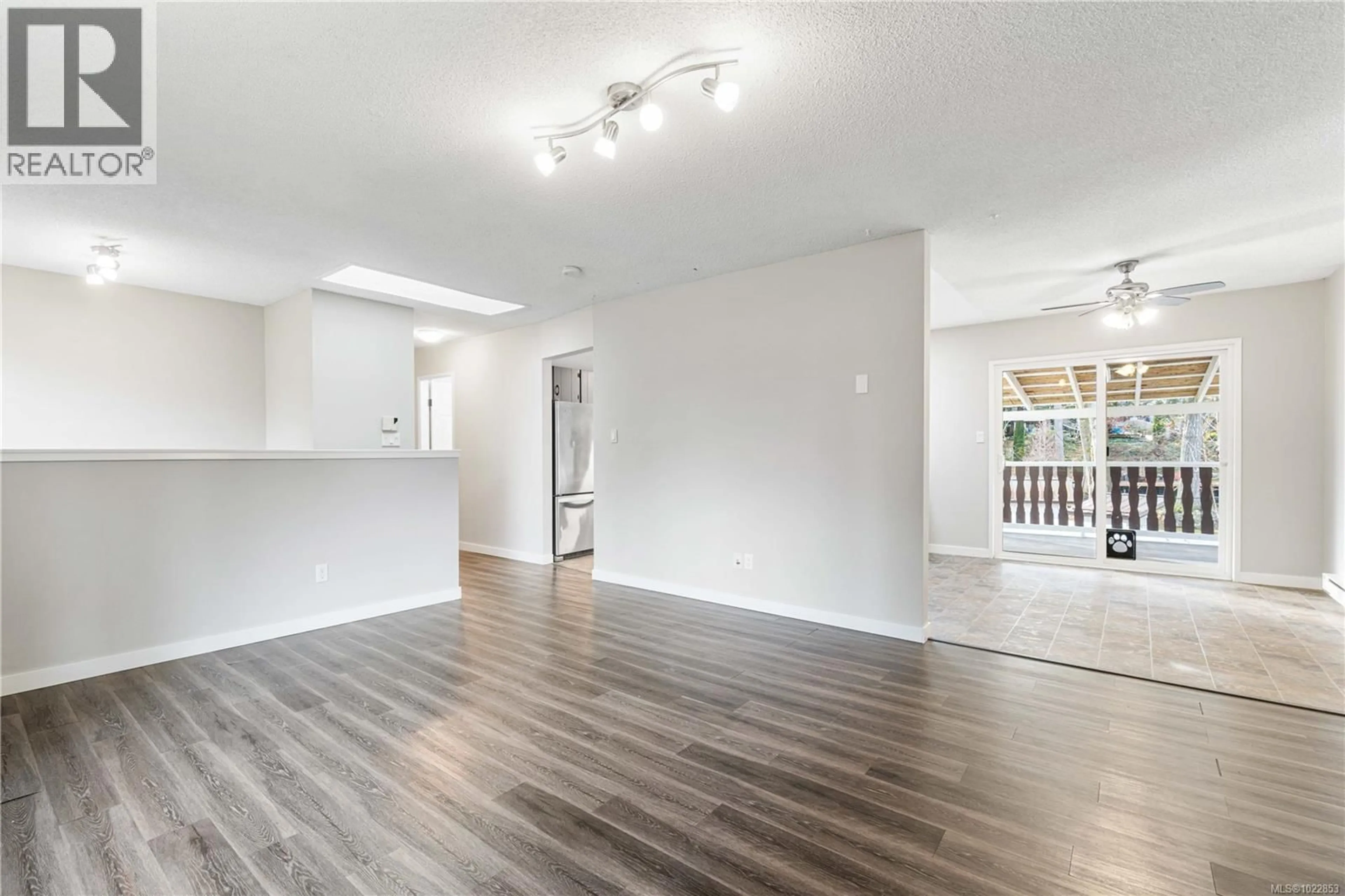 A pic of a room for 2675 LABIEUX ROAD, Nanaimo British Columbia V9T3N3