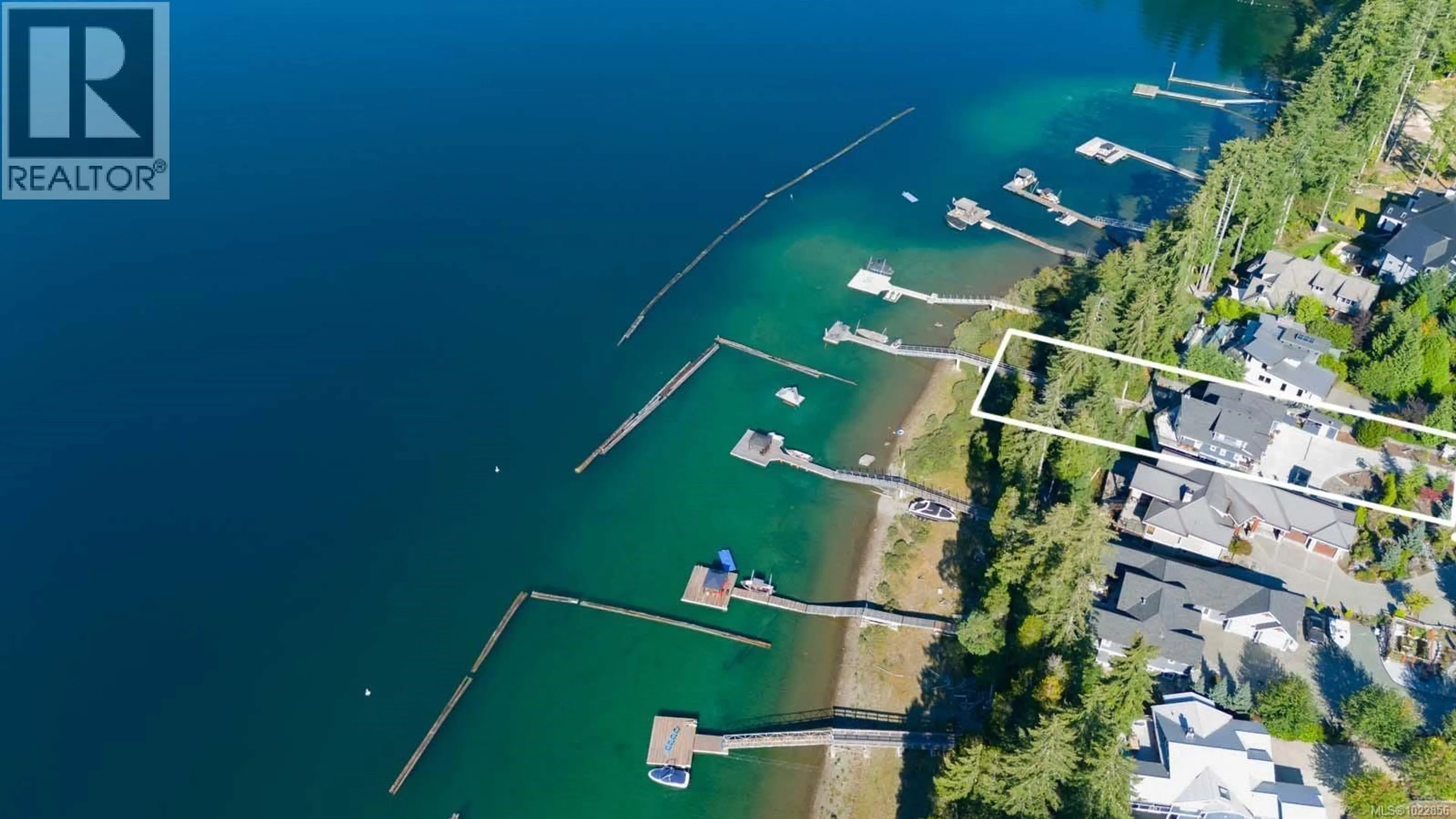 A pic from outside/outdoor area/front of a property/back of a property/a pic from drone, water/lake/river/ocean view for 7364 LAKEFRONT DRIVE, Lake Cowichan British Columbia V0R2G0