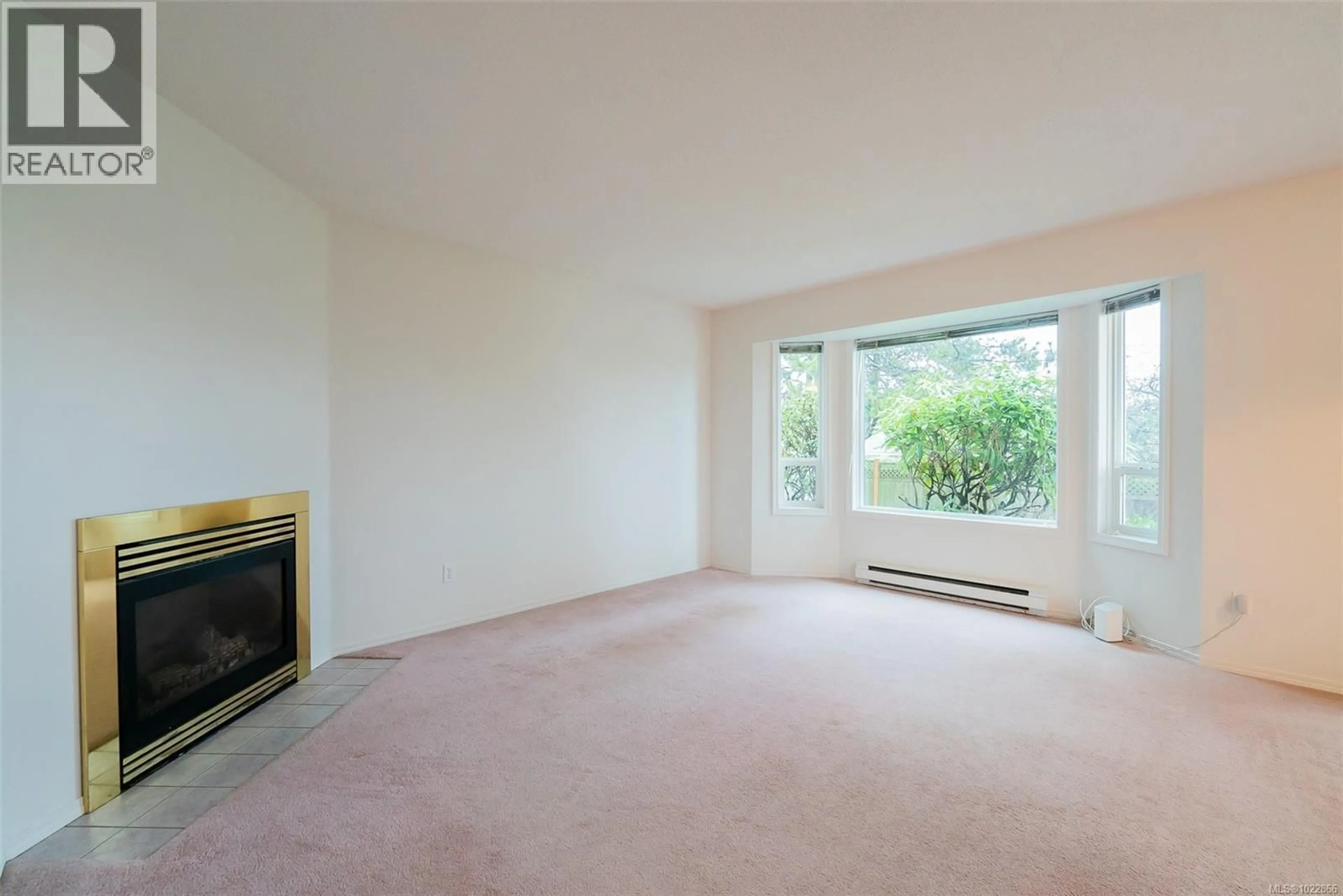 A pic of a room for 41 - 6245 BLUEBACK ROAD, Nanaimo British Columbia V9V1N7