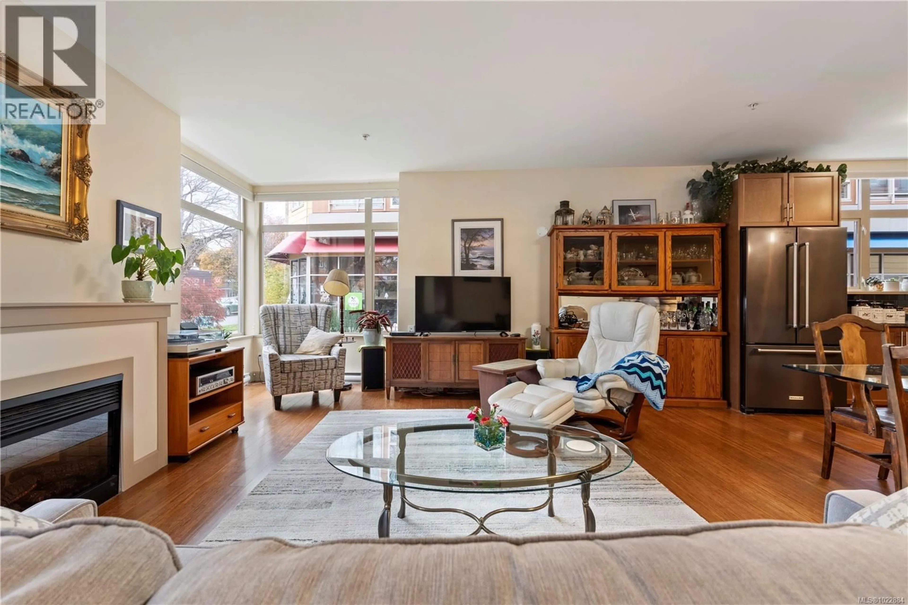 Living room with furniture, unknown for 105 - 1035 SUTLEJ STREET, Victoria British Columbia V8V2V9