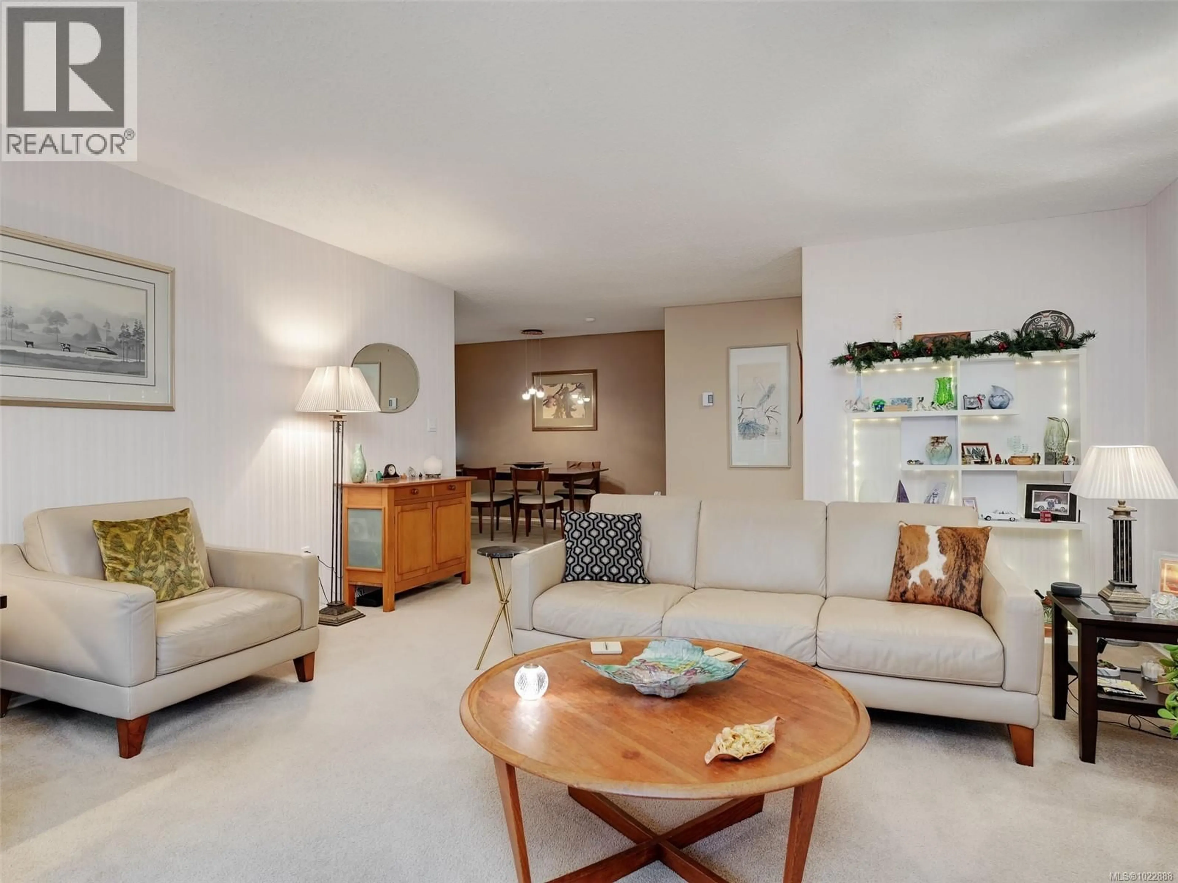 Living room with furniture, unknown for 306 - 280 DOUGLAS STREET, Victoria British Columbia V8V2P2