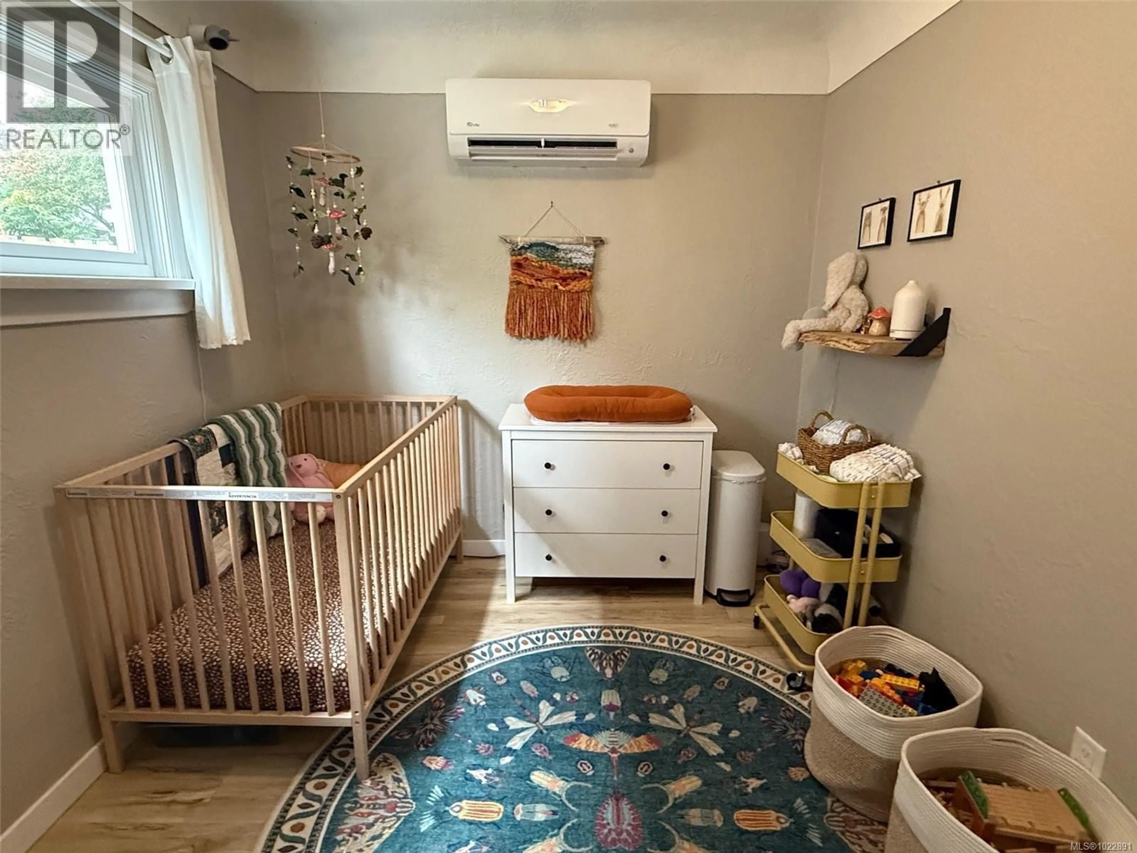 A pic of a room for 3350 WASCANA STREET, Saanich British Columbia V9A0A1