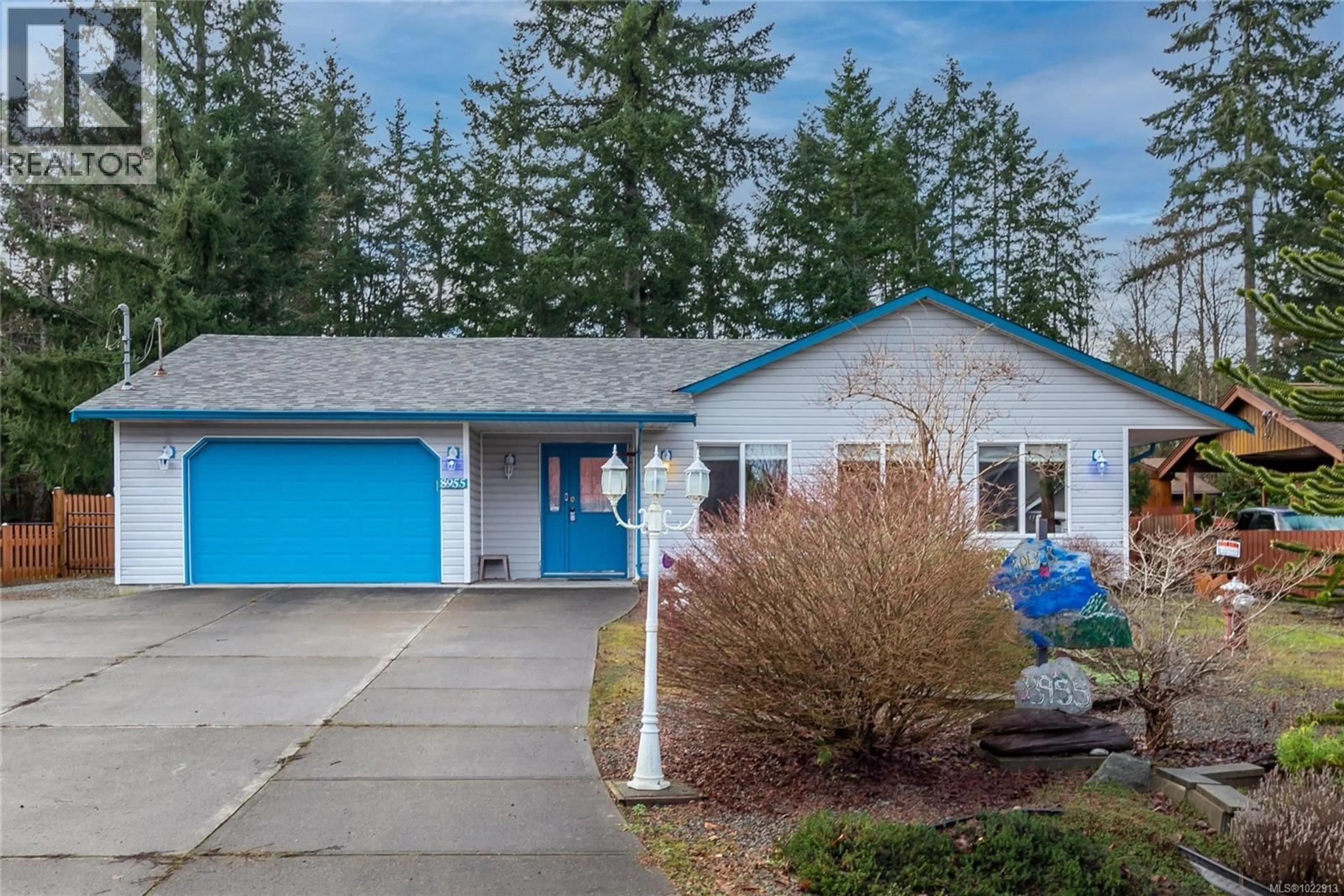 Home with vinyl exterior material, street for 8955 MCLAREY AVENUE, Black Creek British Columbia V9J1A2