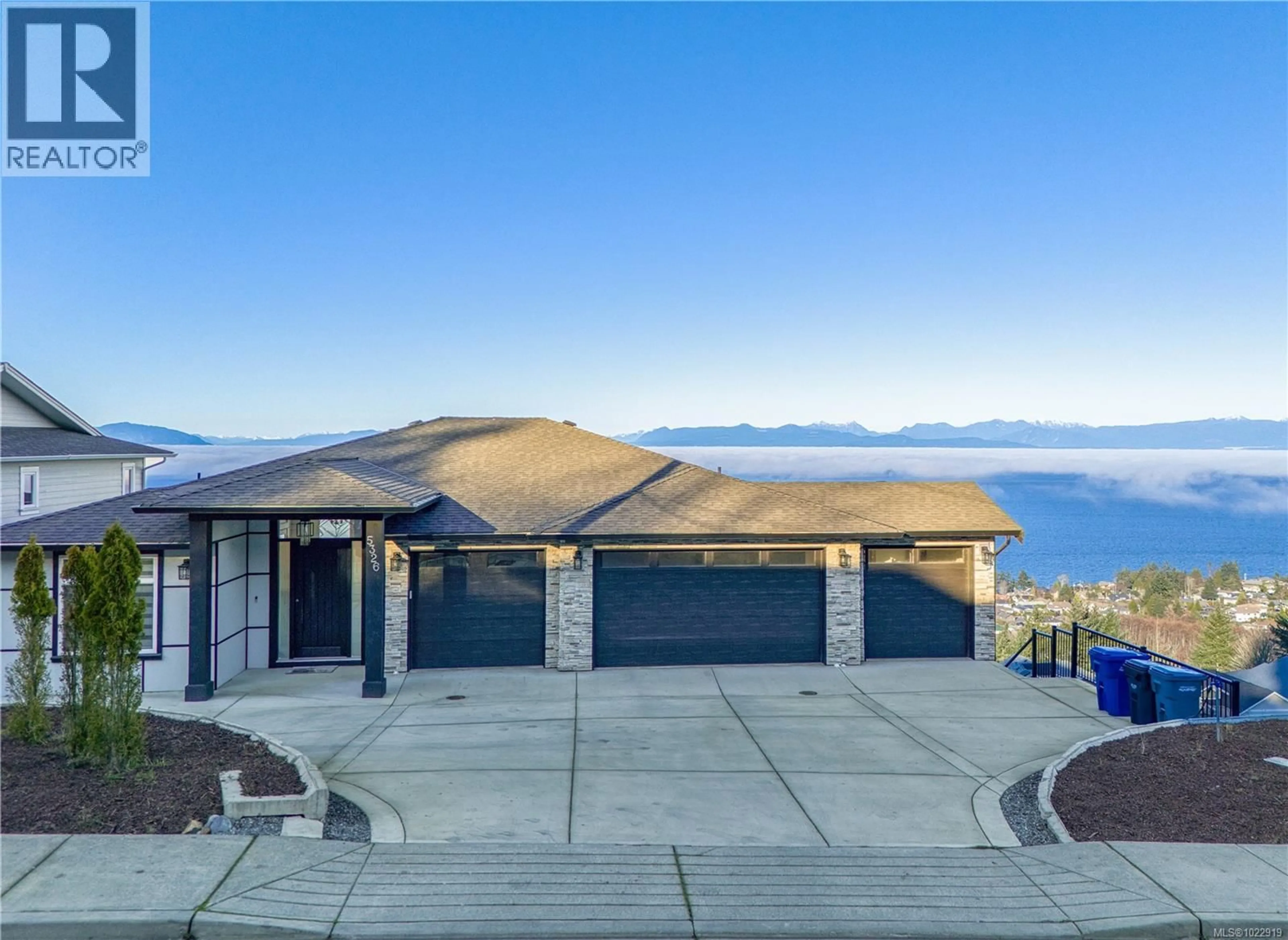 A pic from outside/outdoor area/front of a property/back of a property/a pic from drone, mountain view for 5326 DEWAR ROAD, Nanaimo British Columbia V9S3G3