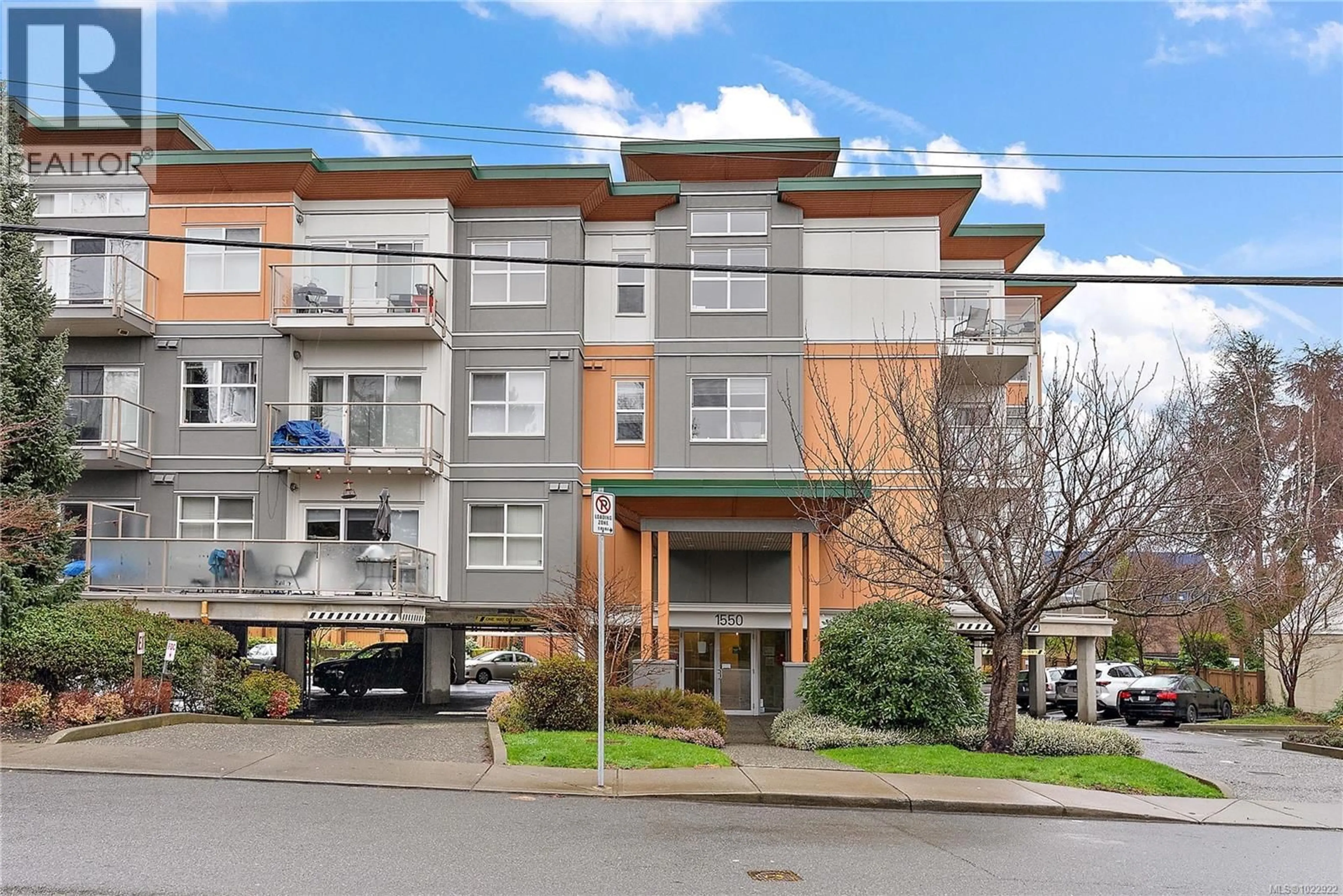 Unknown for 308 - 1550 CHURCH AVENUE, Saanich British Columbia V8P2H1