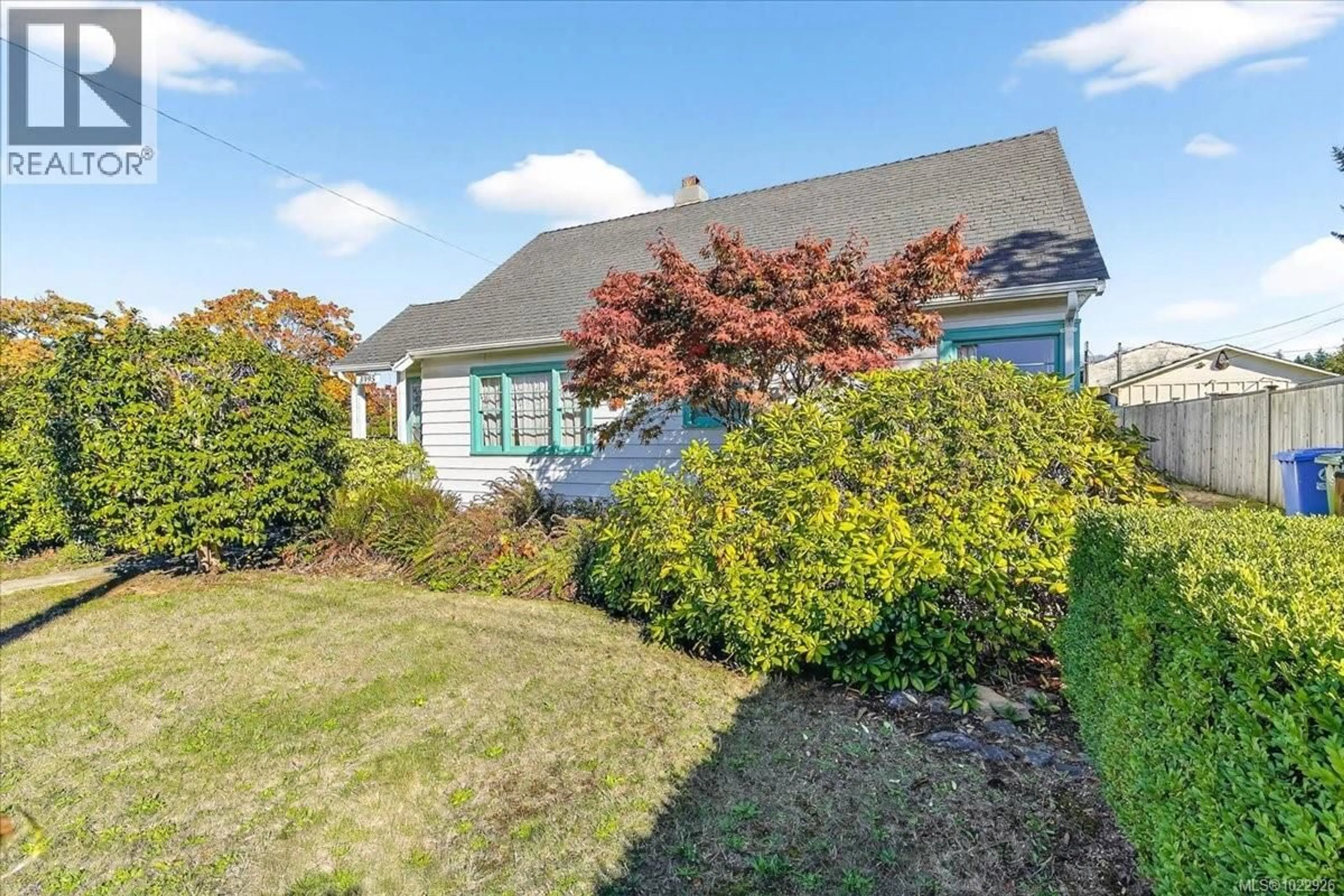 A pic from outside/outdoor area/front of a property/back of a property/a pic from drone, unknown for 3995 11TH AVENUE, Port Alberni British Columbia V9Y4Z4