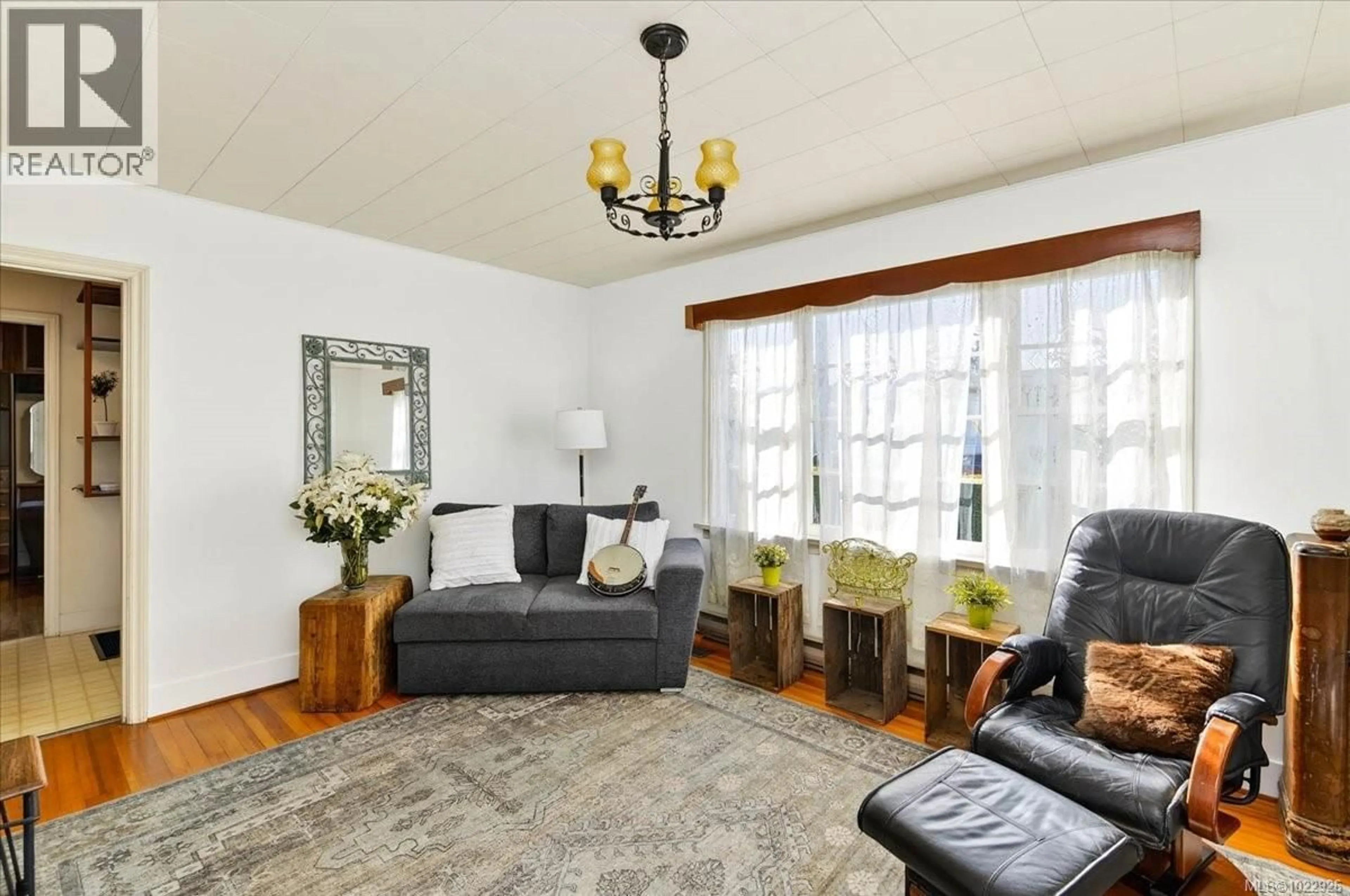 Living room with furniture, unknown for 3995 11TH AVENUE, Port Alberni British Columbia V9Y4Z4