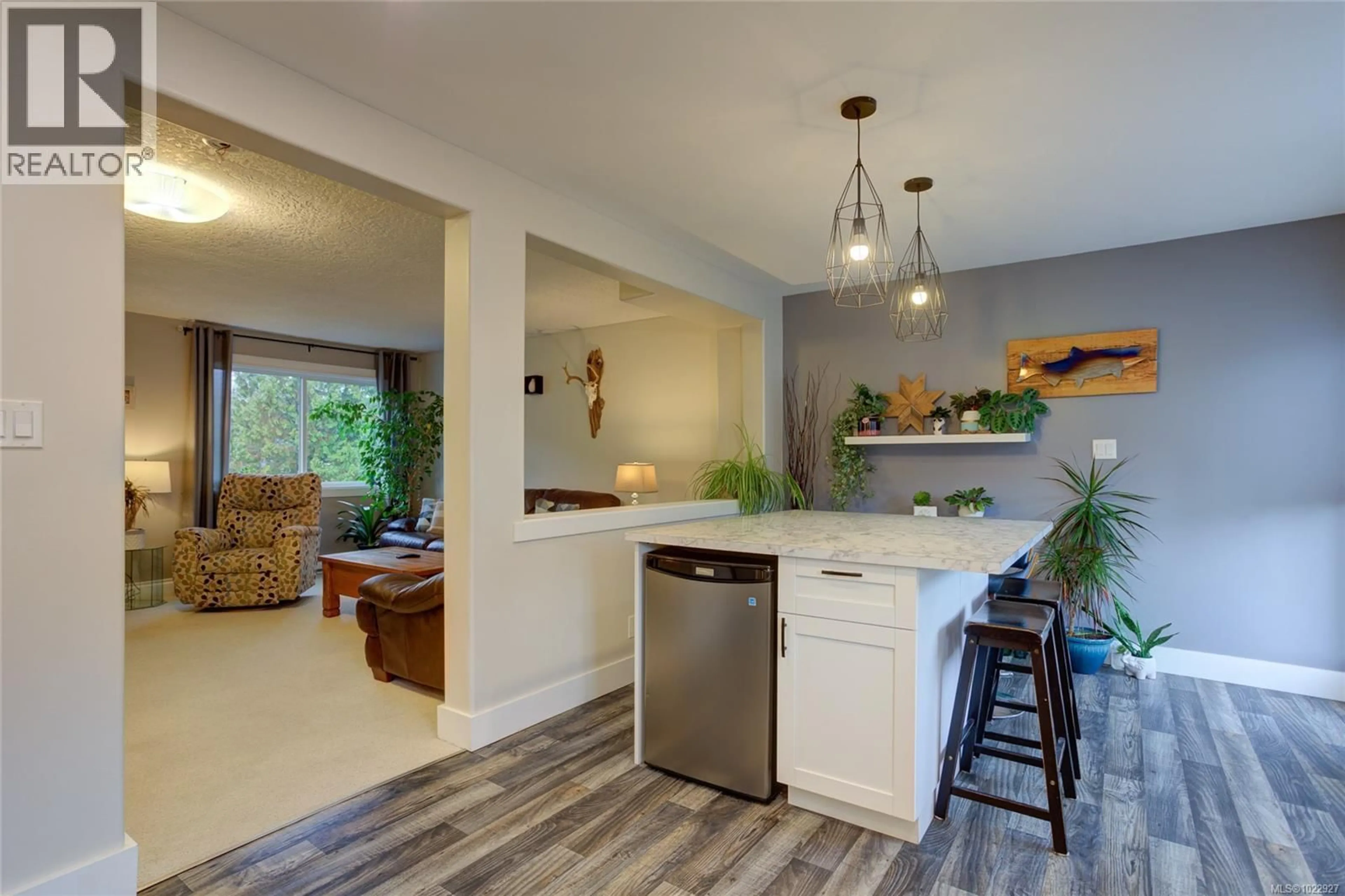 Open concept kitchen, ceramic/tile floor for 28 - 3242 COWICHAN LAKE ROAD, Duncan British Columbia V9L4B9