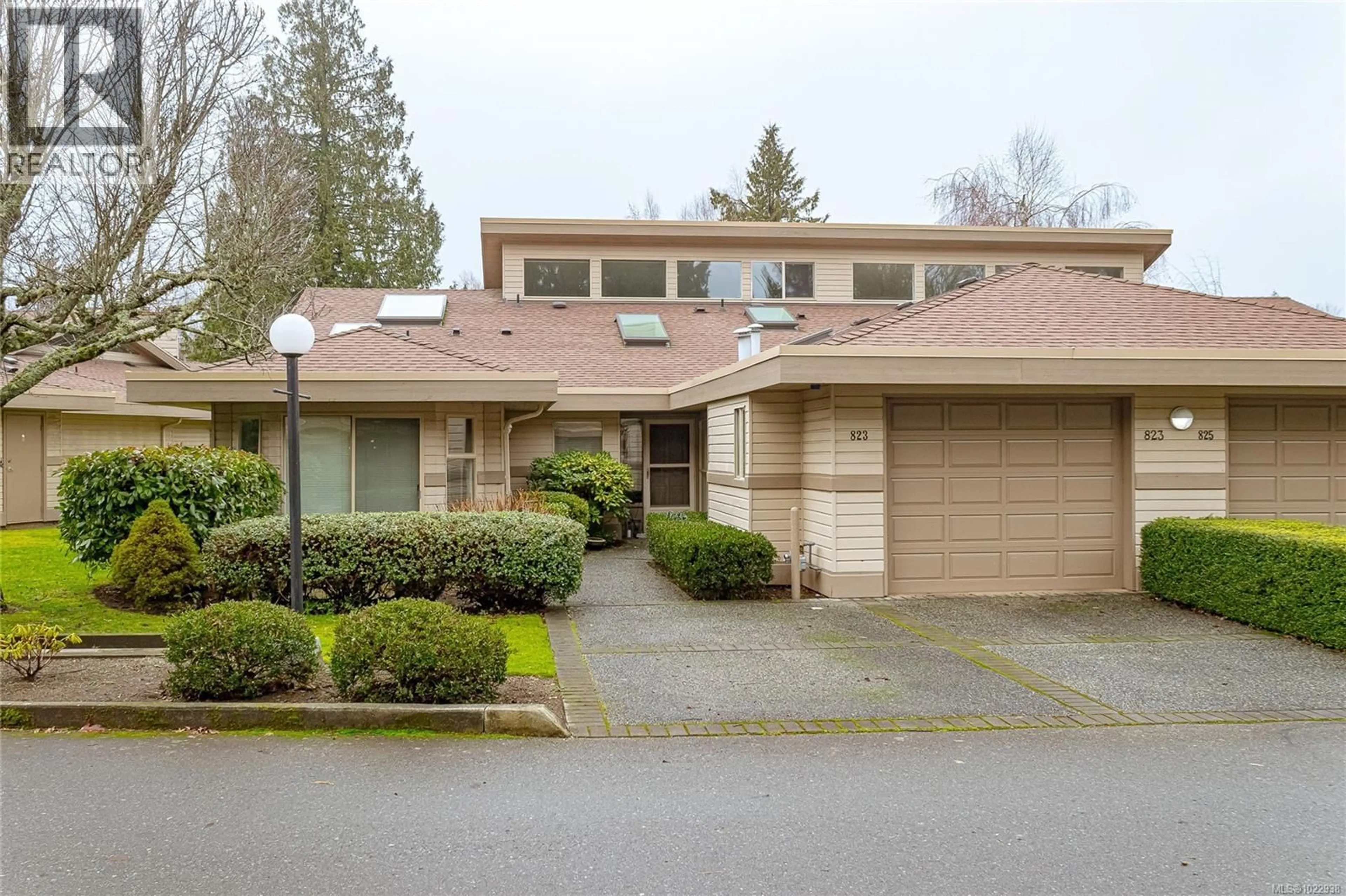 Unknown for 823 LAKES BOULEVARD, Parksville British Columbia V9P2P8