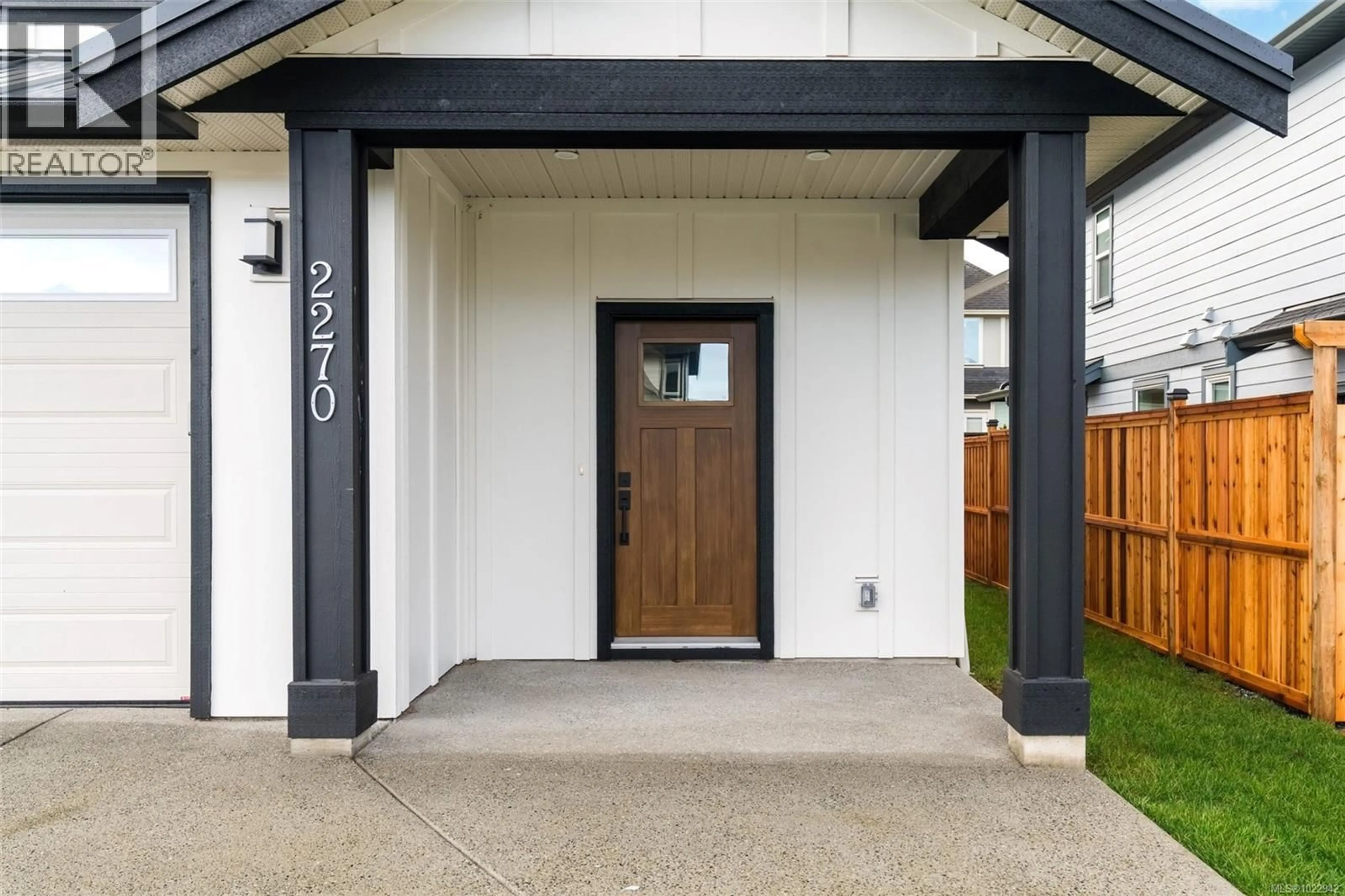 Indoor entryway for 2270 EVELYN LANE, Sooke British Columbia V9Z0W3